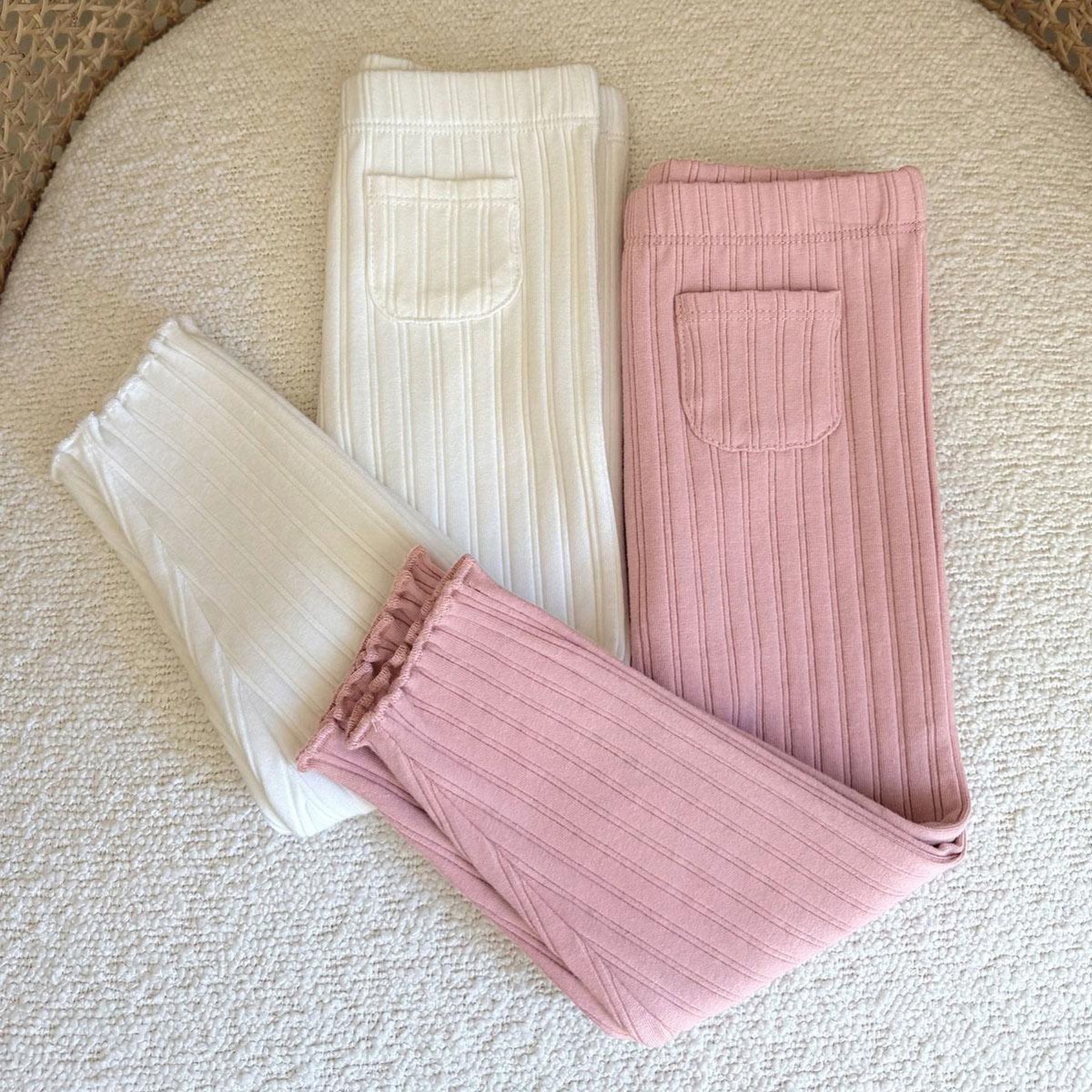 Voir la diapositive 6 : PETIT BEGUIN Lot de 2 leggings enfant côtelés Cléo