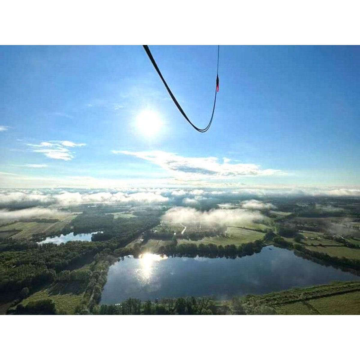 Smartbox Vol en montgolfière en week-end pour 2 personnes au-dessus des étangs de la Dombes - Coffret Cadeau Sport & Aventure