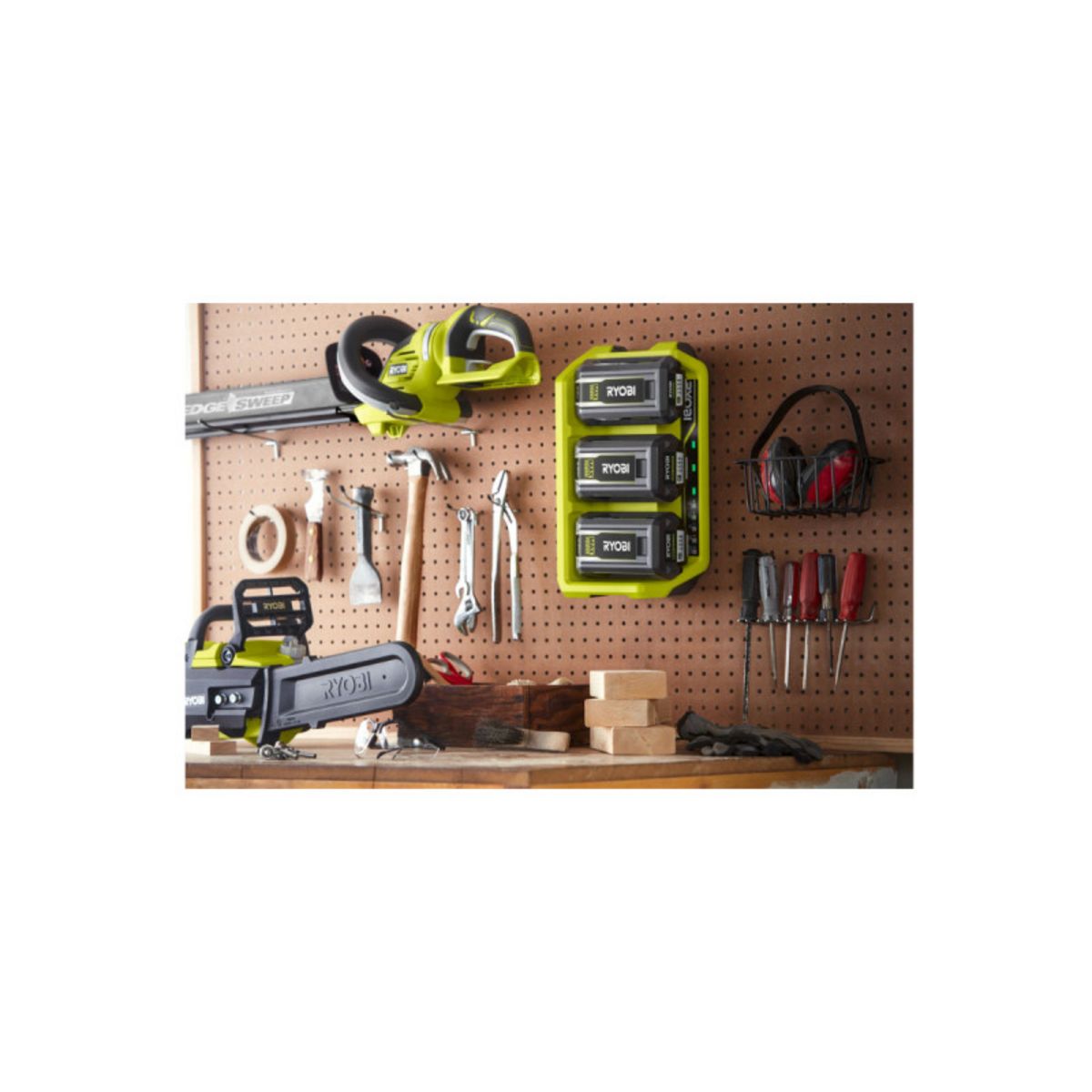 Ryobi Chargeur 36V RYOBI - 3.0Ah - 3 ports - RY36C3PA