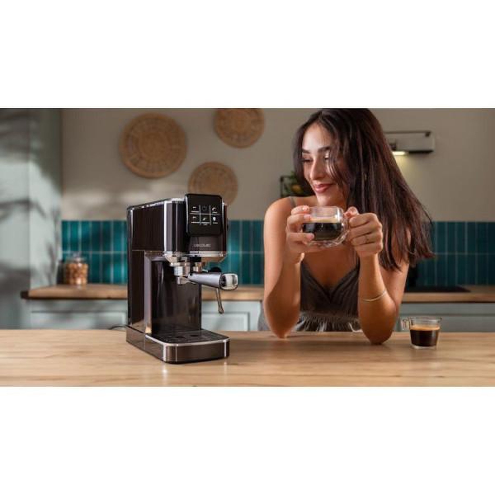 Voir la diapositive 6 : CECOTEC Cafetière Expresso manuelle Cecotec Cafelizzia ColdBrew 20 bars écran tactile moderne en acier