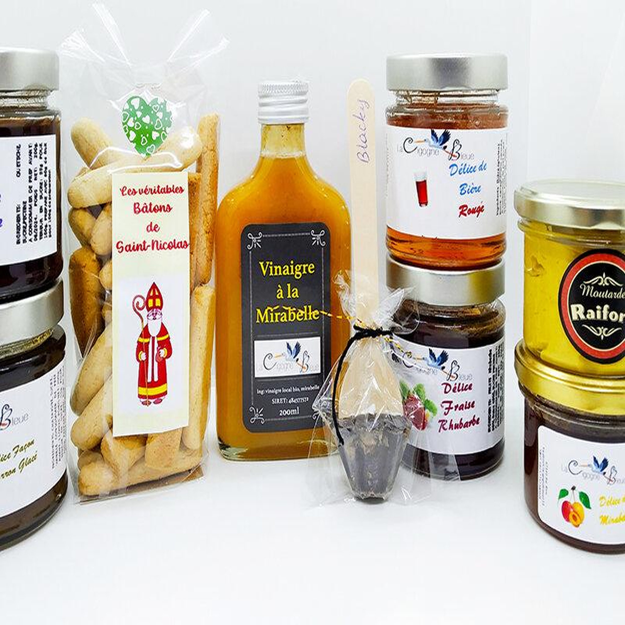 Voir la diapositive 3 : Smartbox Coffret gourmand aux notes d'alsace : 9 produits livrés chez vous - coffret cadeau gastronomie