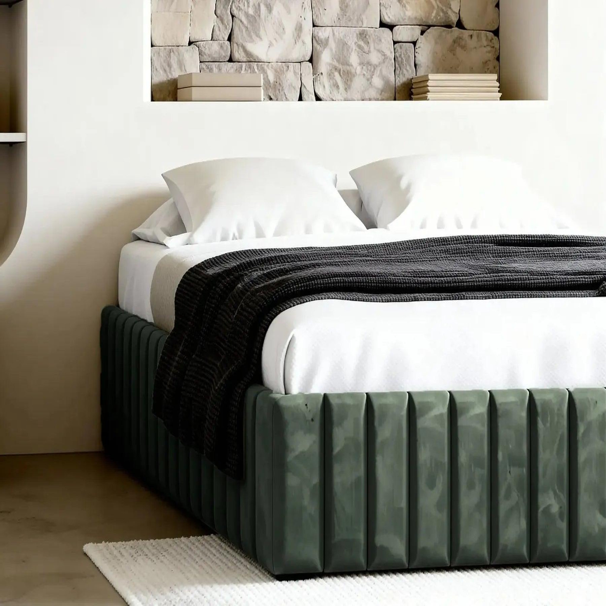 Voir la diapositive 6 : CASANOVA PARIS Elena - lit coffre tissu velours 140x200cm beige