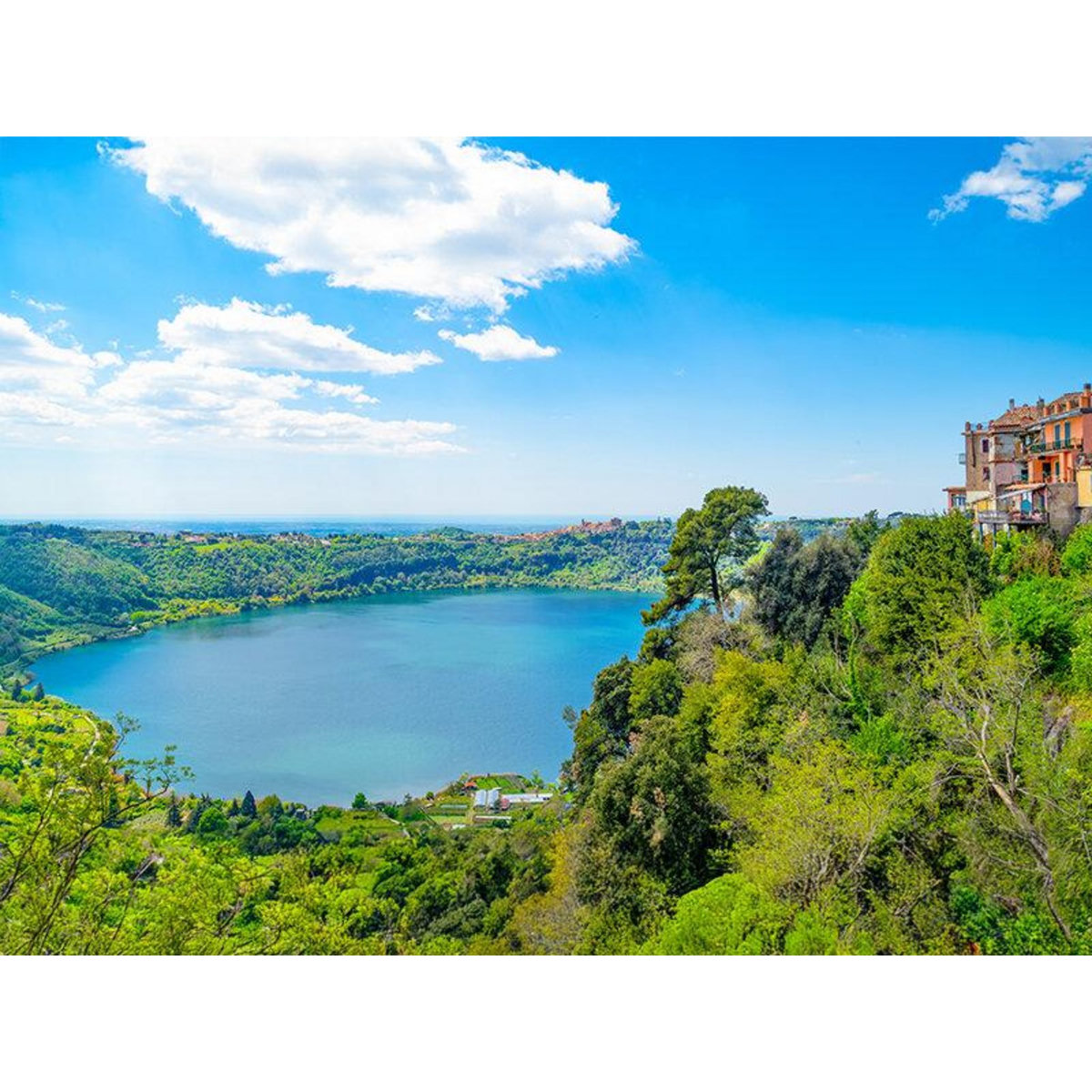 Smartbox Coffret cadeau Saint-Valentin : un séjour romantique au bord des plus beaux lacs d'Europe - Coffret Cadeau Séjour