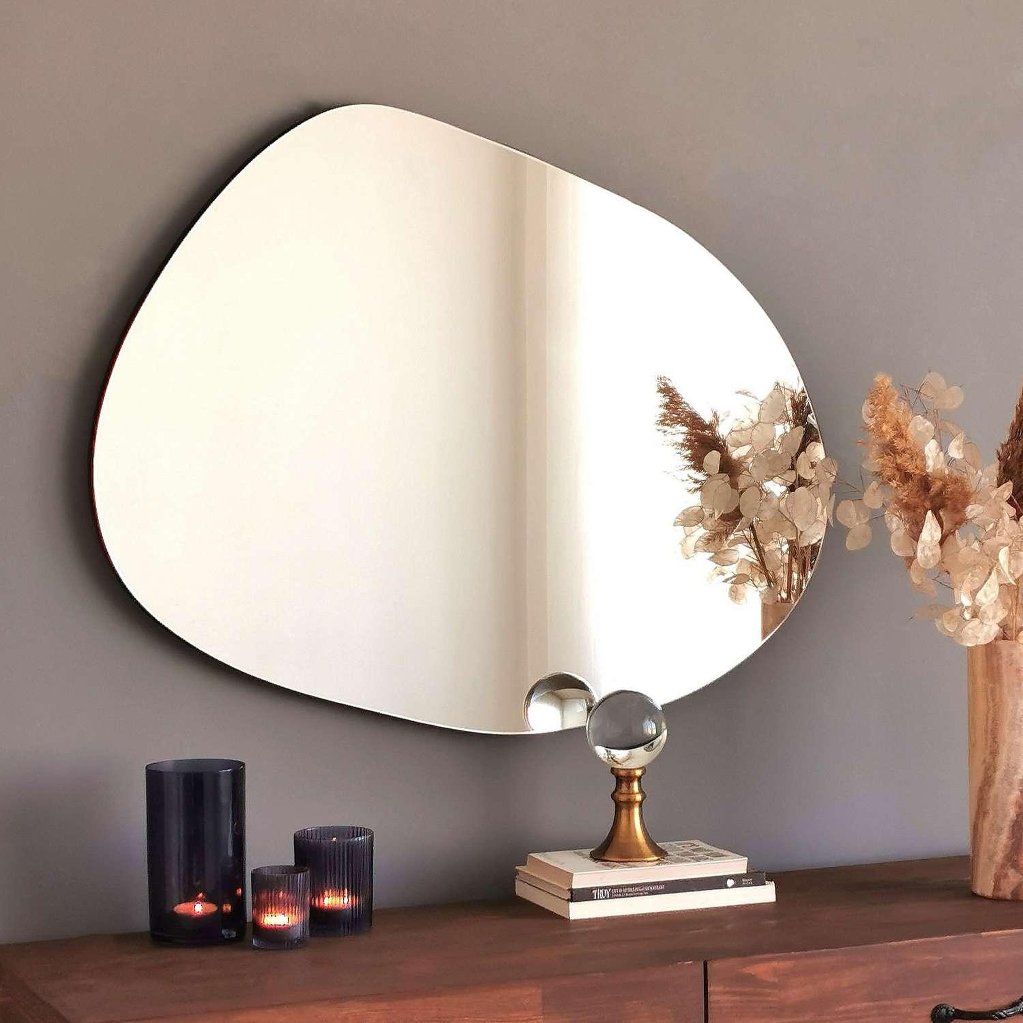 Voir la diapositive 6 : TOILINUX Miroir célian forme organique - 75x55 cm