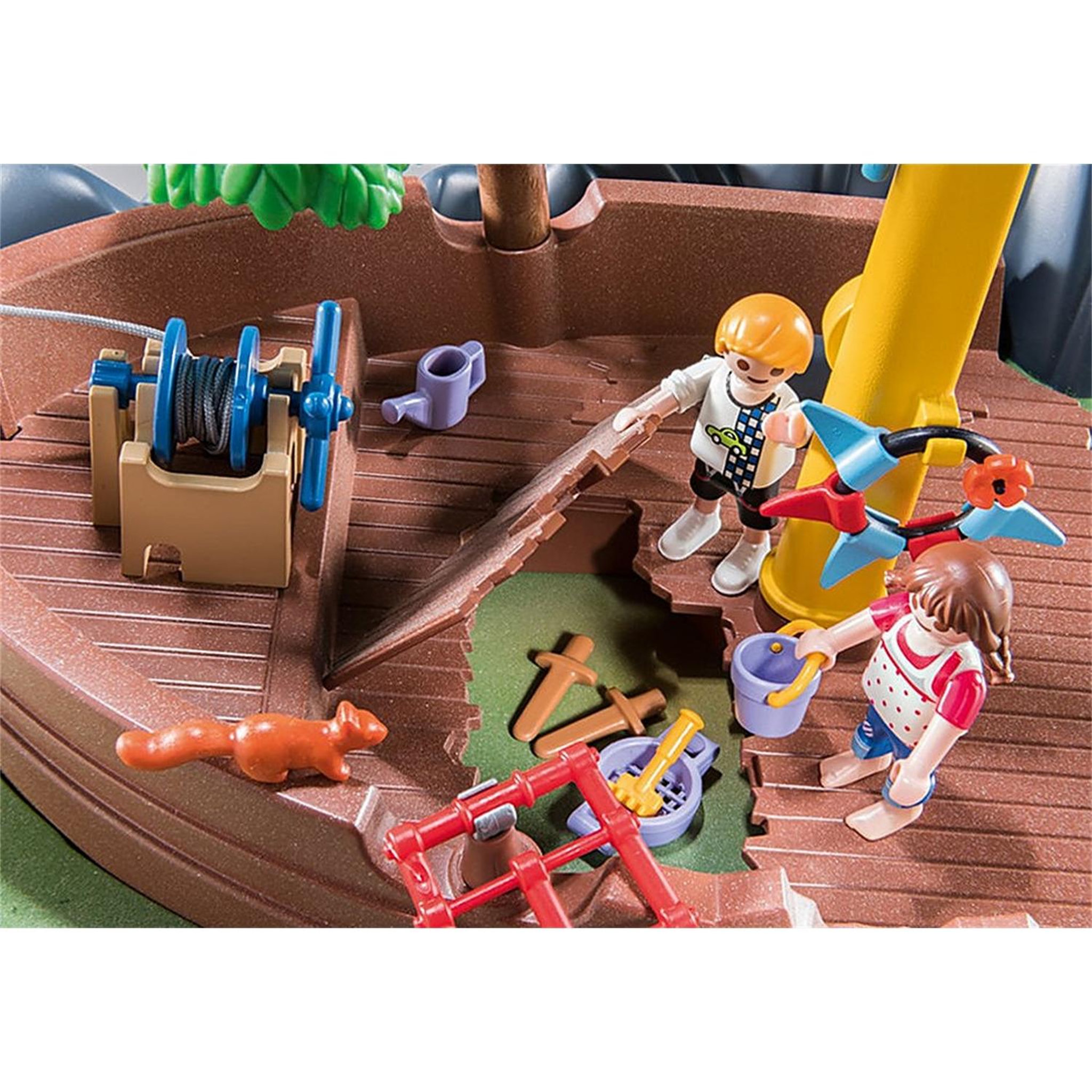 Voir la diapositive 4 : PLAYMOBIL City Life Parc de jeux pour enfants