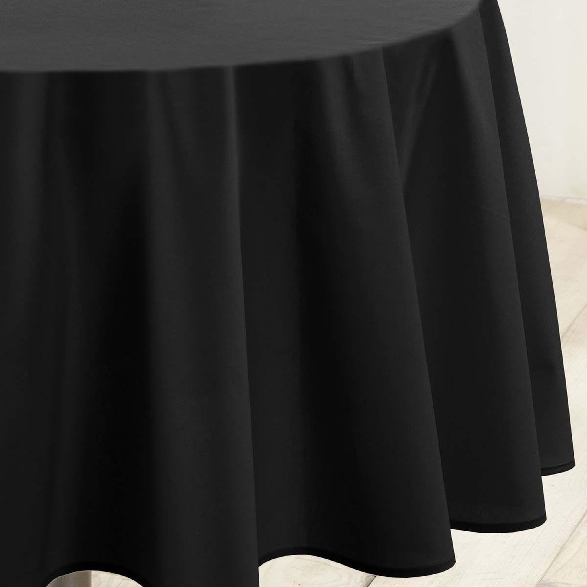 Voir la diapositive 2 : Douceur d'Intérieur Nappe ronde antitache  essentiel  180cm noir