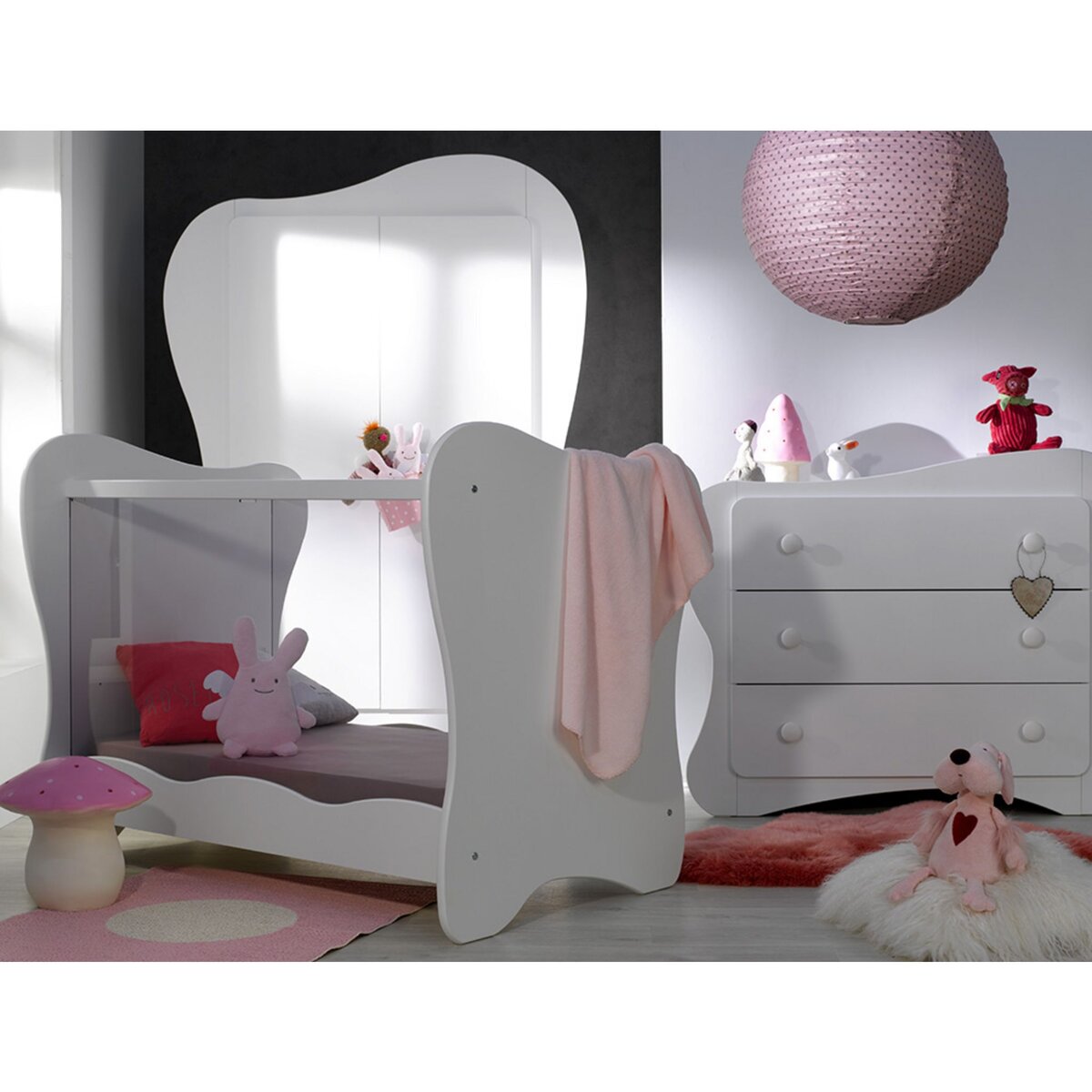 Chambre DOUCEUR lit bébé + commode + armoire coloris blanc