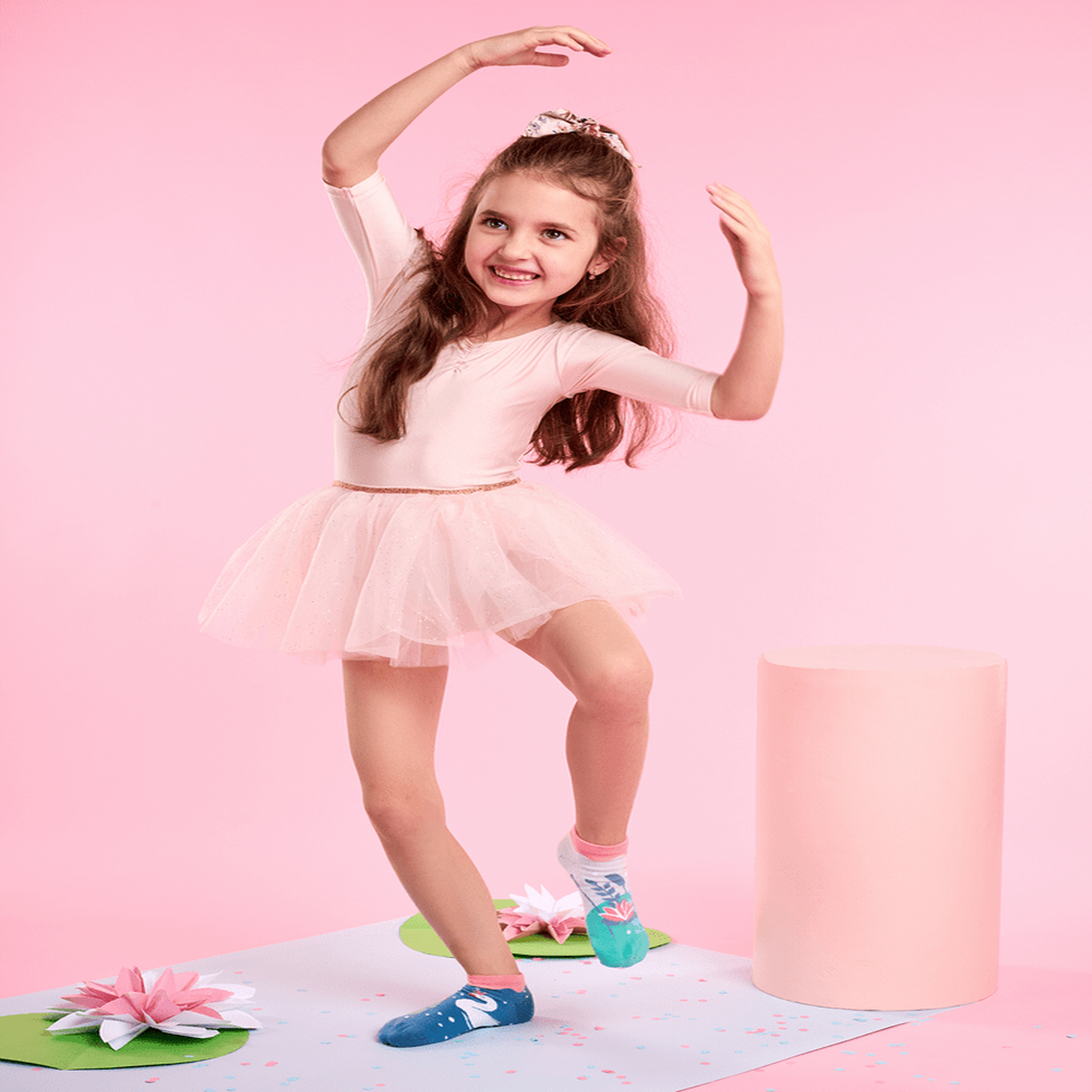 Voir la diapositive 4 : DEDOLES Socquettes enfants cygnes