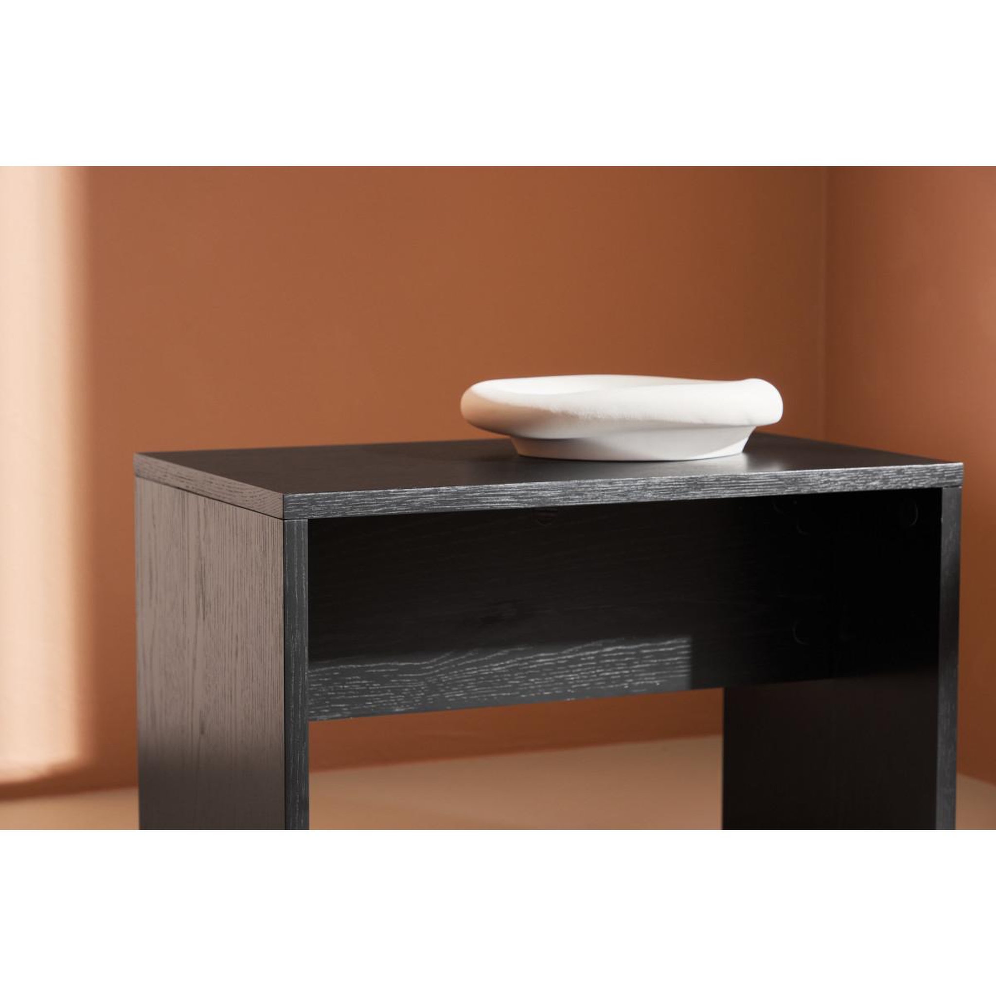 Voir la diapositive 6 : Paris Prix Table d'appoint  juni  58cm noir
