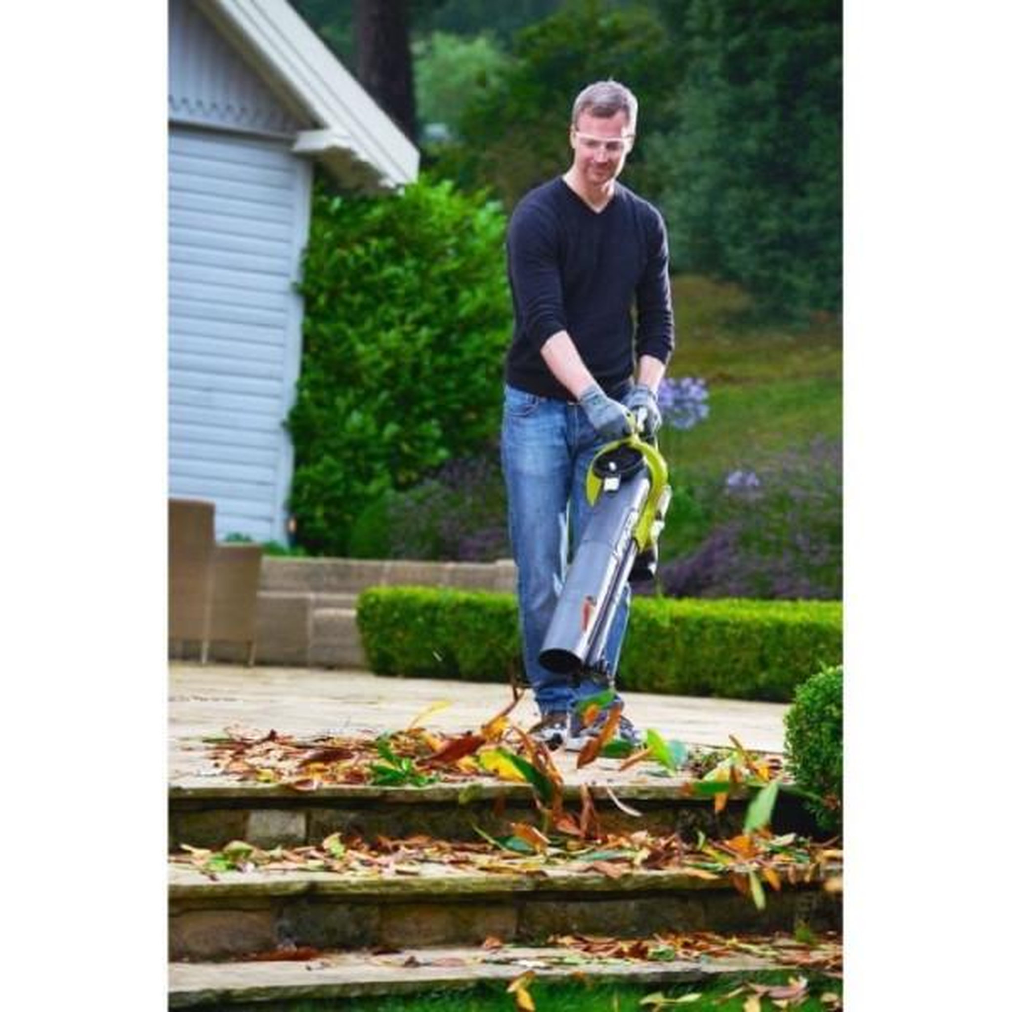 Voir la diapositive 5 : Ryobi Souffleur aspiro-broyeur - RYOBI - RBV36B - 36V - 3-en-1 - Moteur Brushless - Collecteur 45 L - Vendu sans batterie ni chargeur