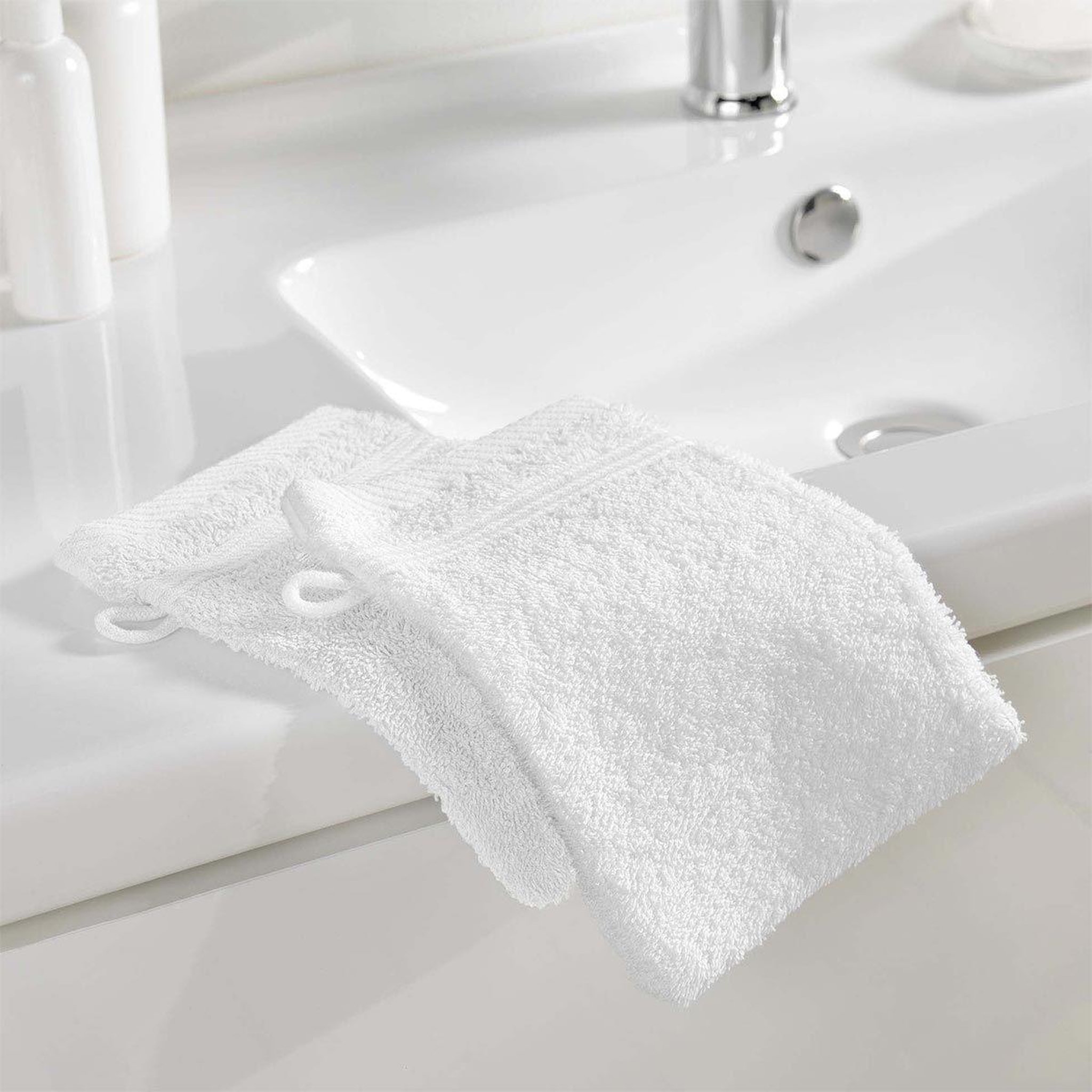 Voir la diapositive 3 : Douceur d'Intérieur Lot de 2 gants de toilette  tendresse  15x21cm blanc
