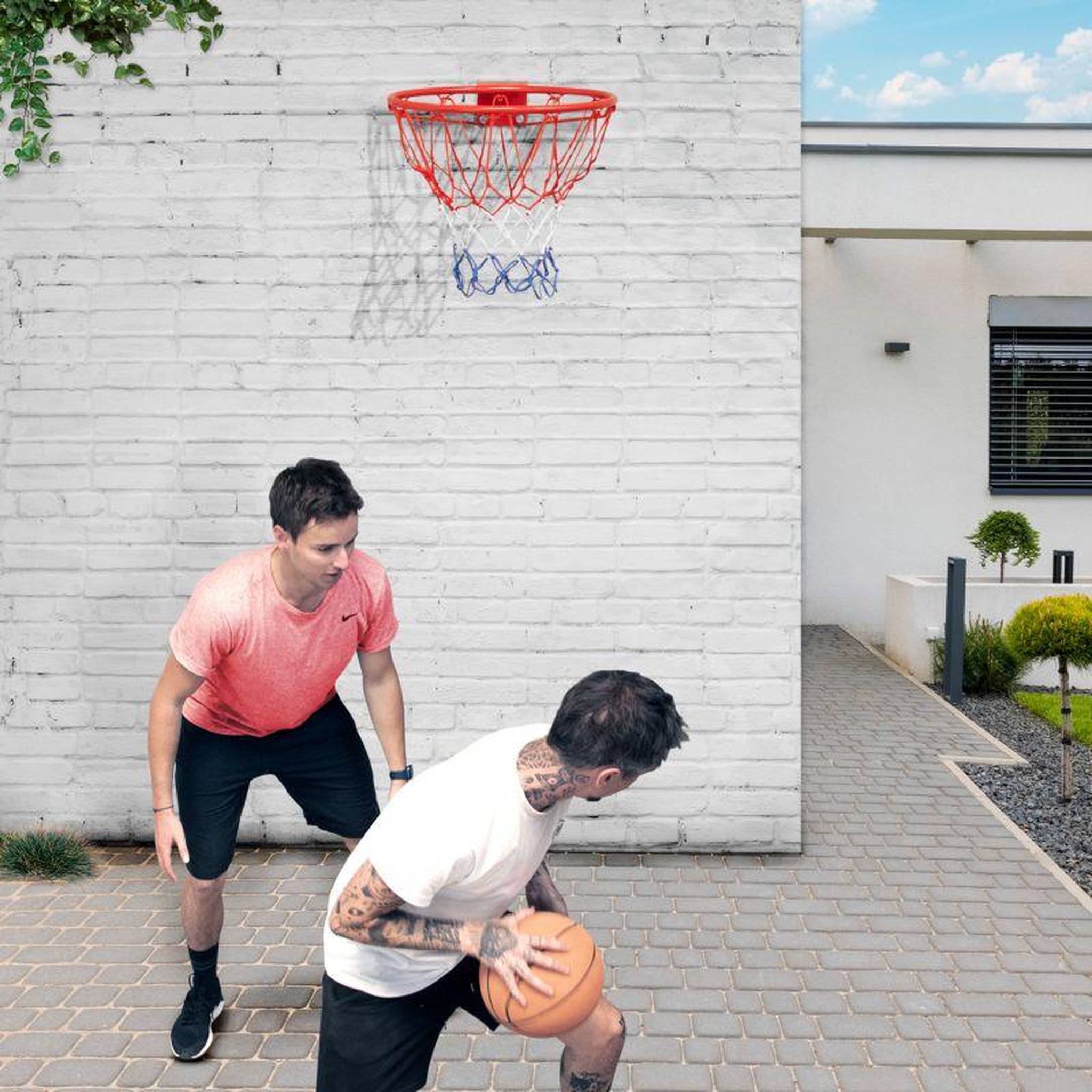 Voir la diapositive 2 : BUMBER Arceau de Basket-Ball mural MALIBU Diamètre 45 cm et filet – fixation murale incluse