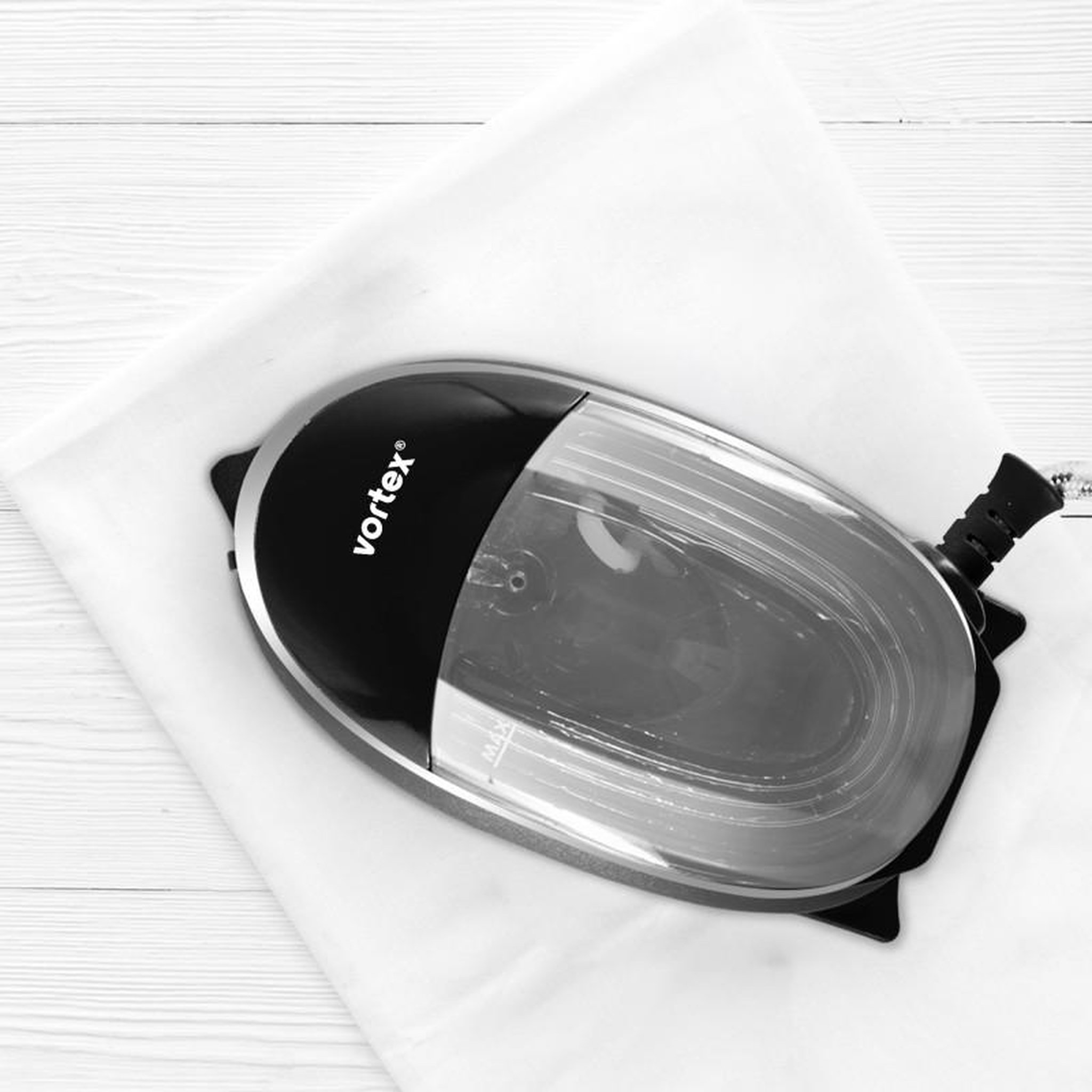 Voir la diapositive 4 : VORTEX Mini fer à repasser vapeur de voyage iron lite black vortex