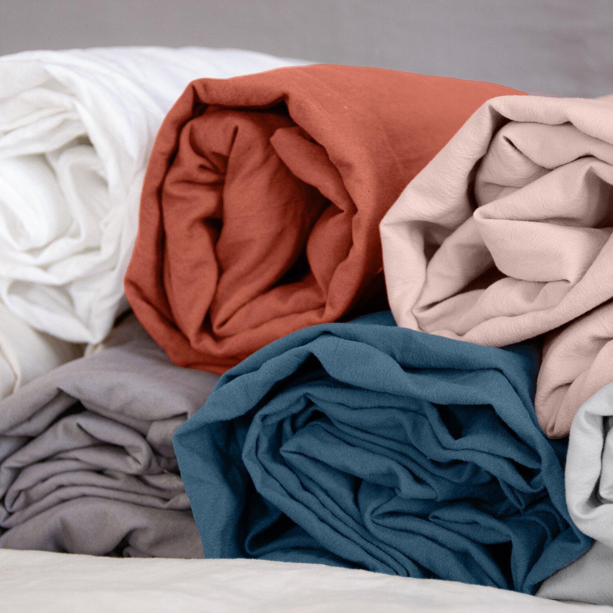 Voir la diapositive 4 : Home collection Drap housse microfibre lavee