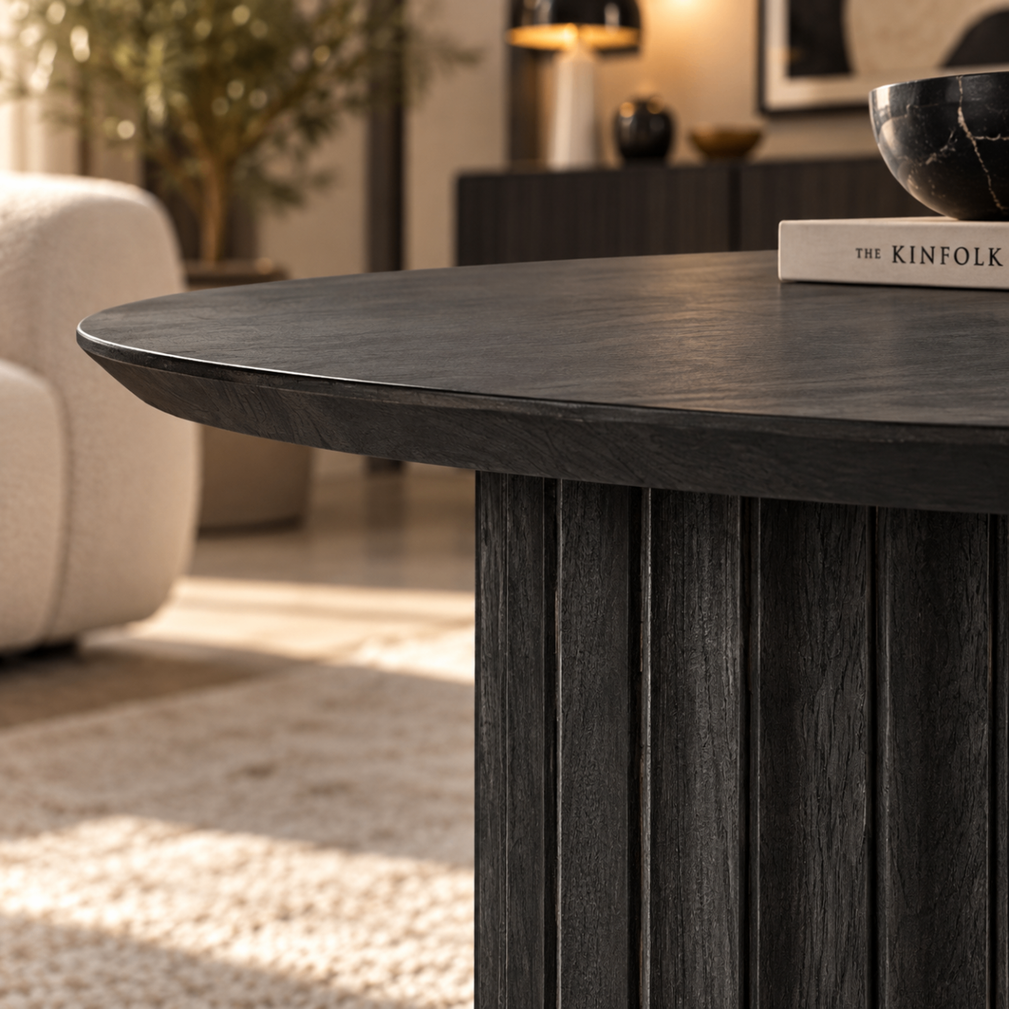 Voir la diapositive 4 : JLC KREATION Table basse en manguier noir, 130 cm mira