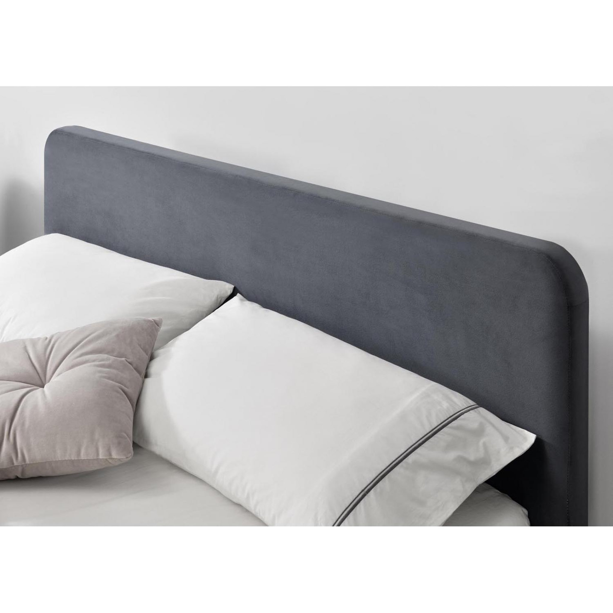 Voir la diapositive 6 : CONCEPT USINE Lit avec led 140 x 190 cm en velours gris newyork