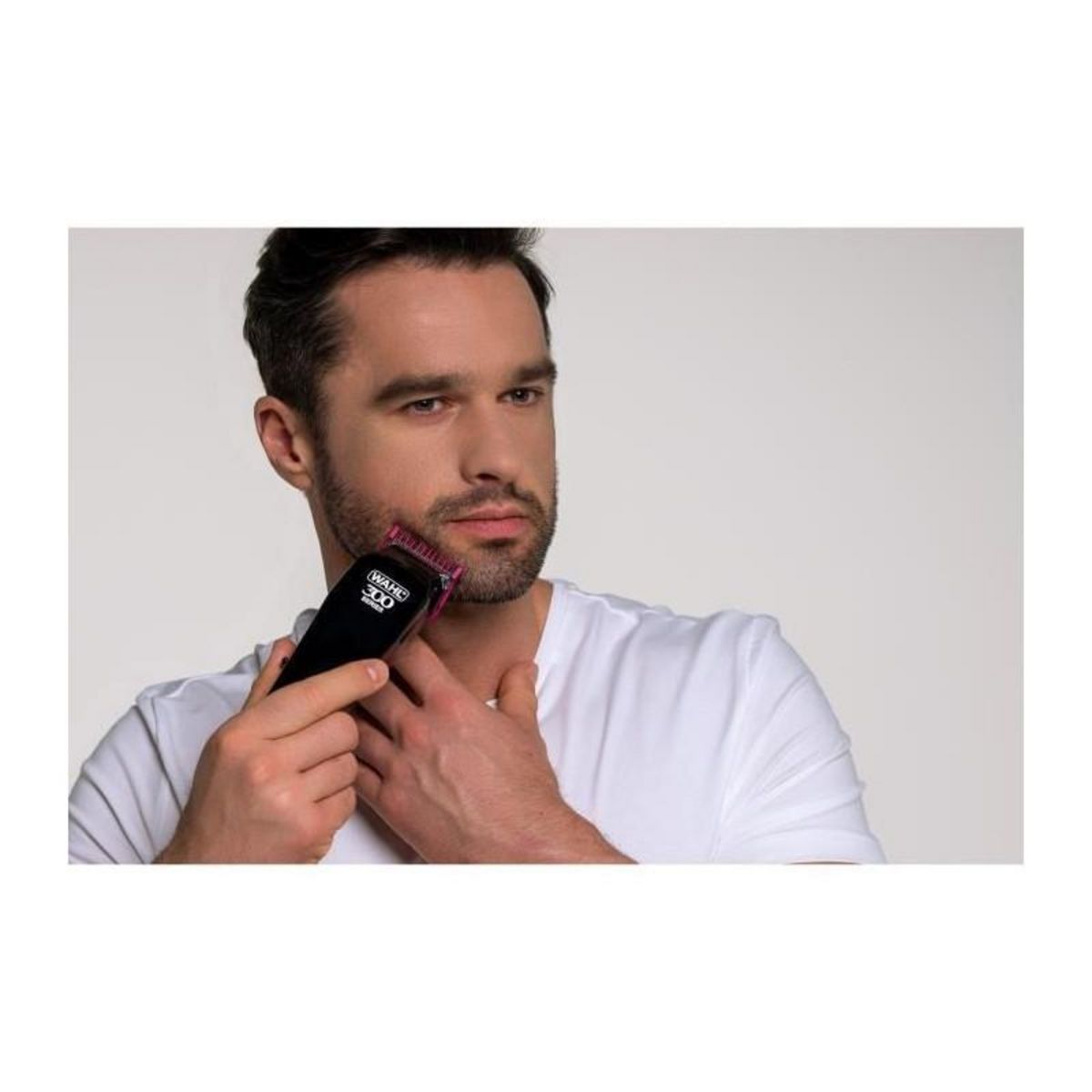 WAHL Tondeuse cheveux et barbe - WAHL - Home Pro 300 Cordless Clipper - 10 W - 120 min - 11 sabots - Noir
