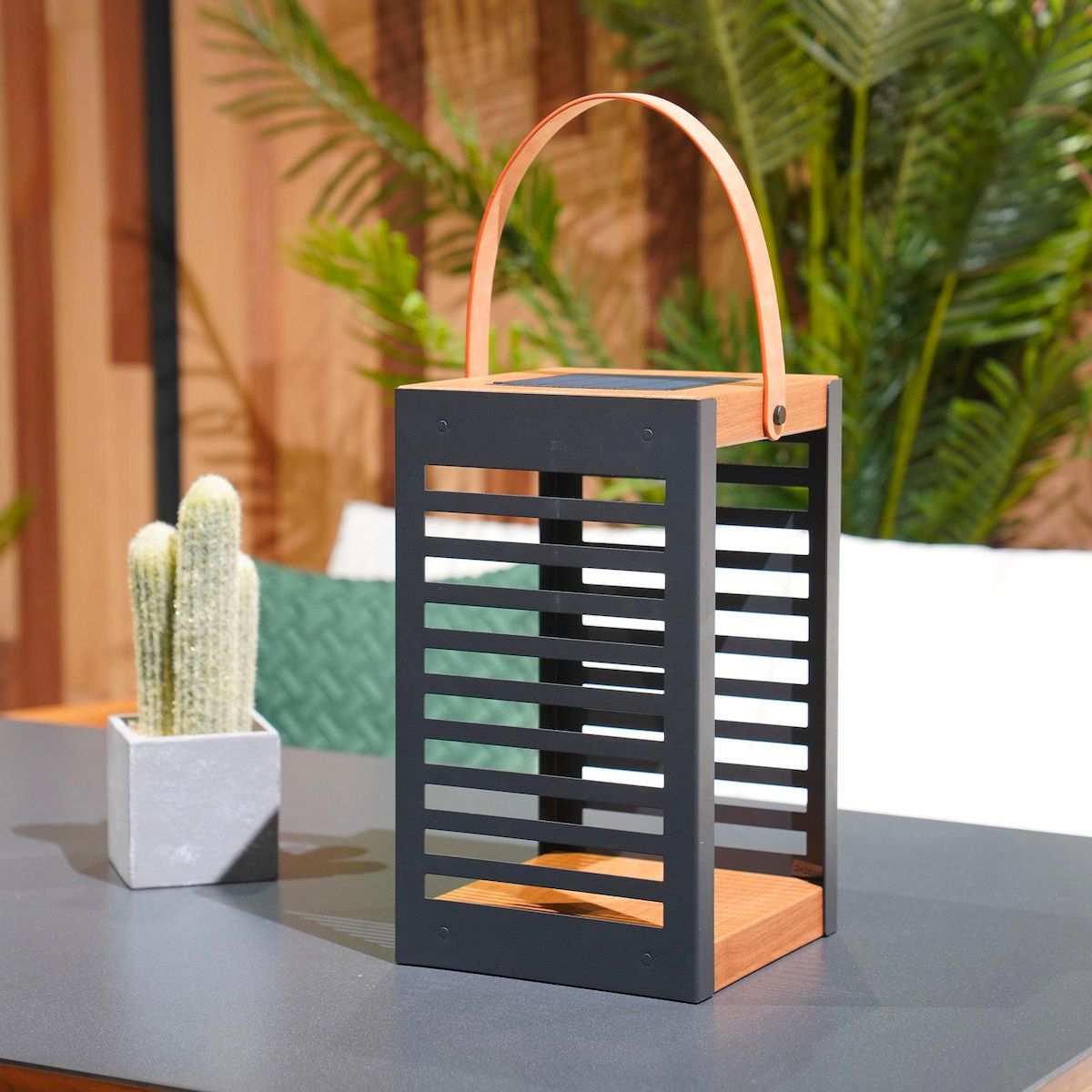 Lumisky Lanterne solaire FERIAN Noir Metal H35cm