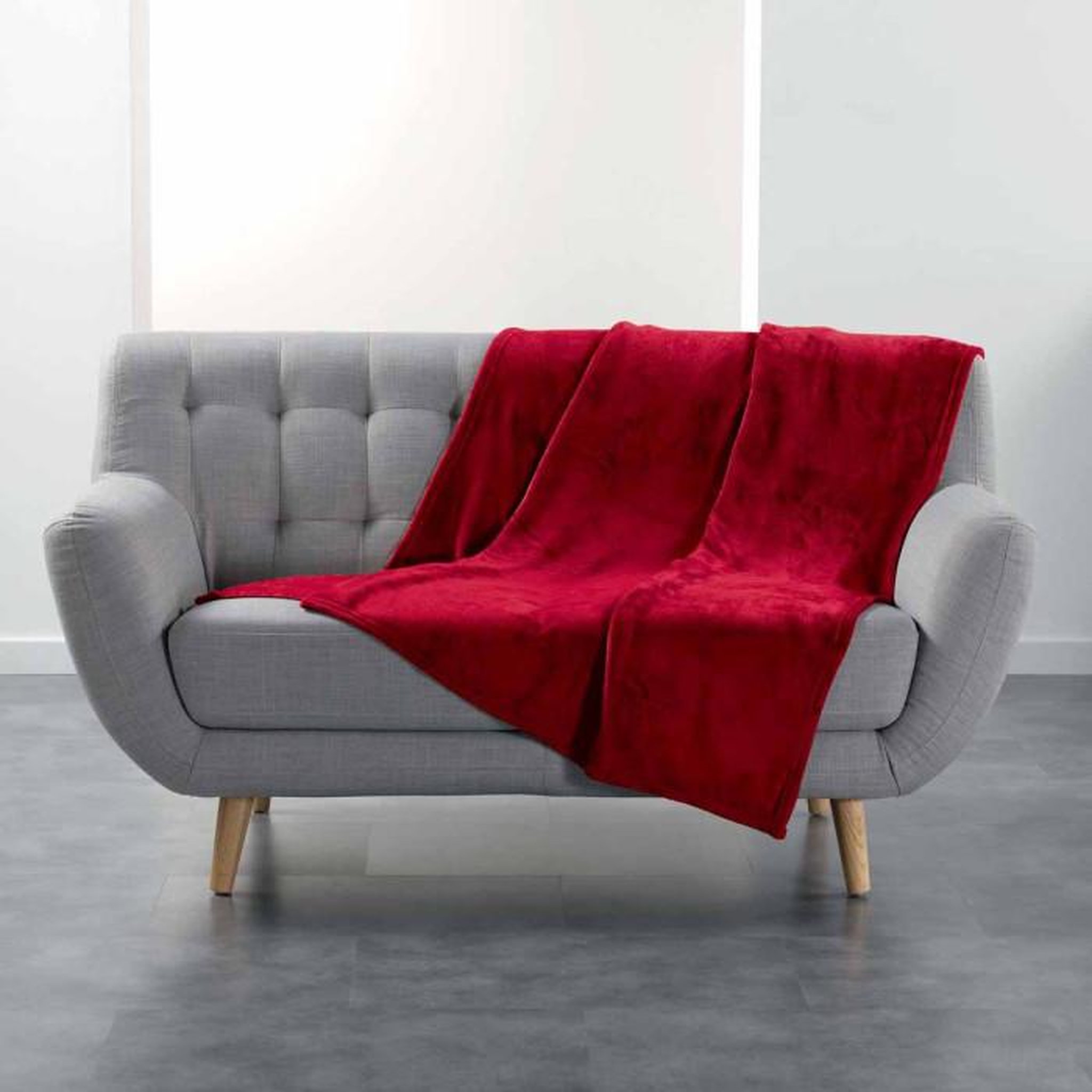 Voir la diapositive 1 : Paris Prix Plaid Uni en Flanelle  Flanou  125x150cm Carmin