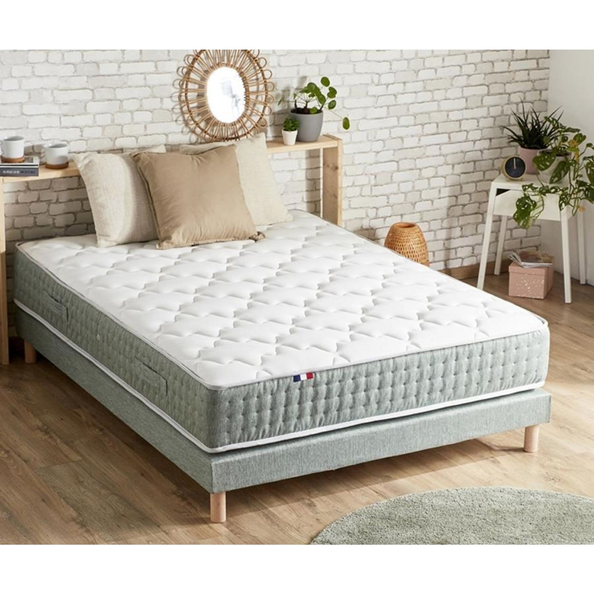 Ensemble matelas 792 Ressorts 7 zones Face hiver/été + sommier vert Céladon 160x200 cm HYGGE