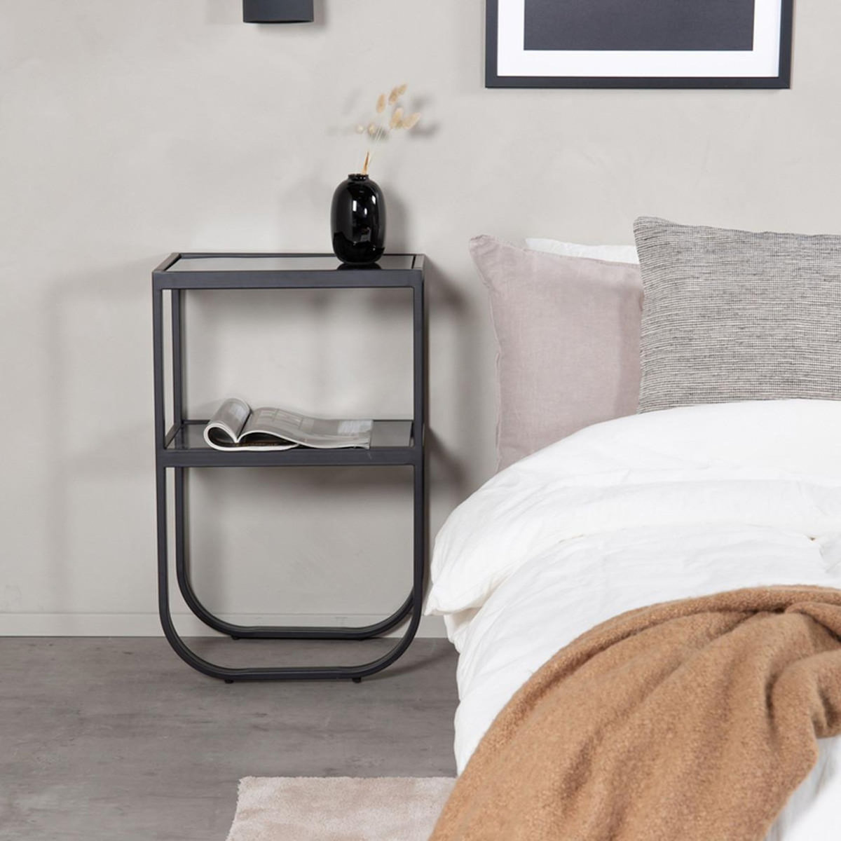 Paris Prix Table de Chevet en Verre  Rocker  70cm Noir