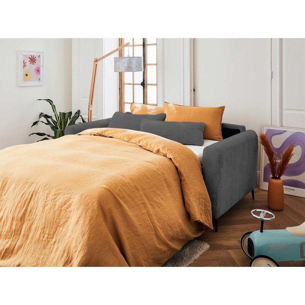 LISA DESIGN Owen - canapé 3 places convertible express couchage quotidien 140 cm matelas 12 cm en velours côtelé
