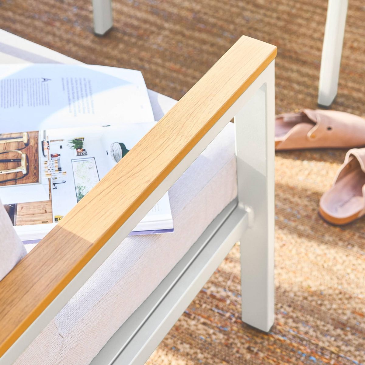 SWEEEK Salon de jardin Casoria, aluminium et polywood 4 places, 1 canapé, 2 fauteuils, 1 table basse