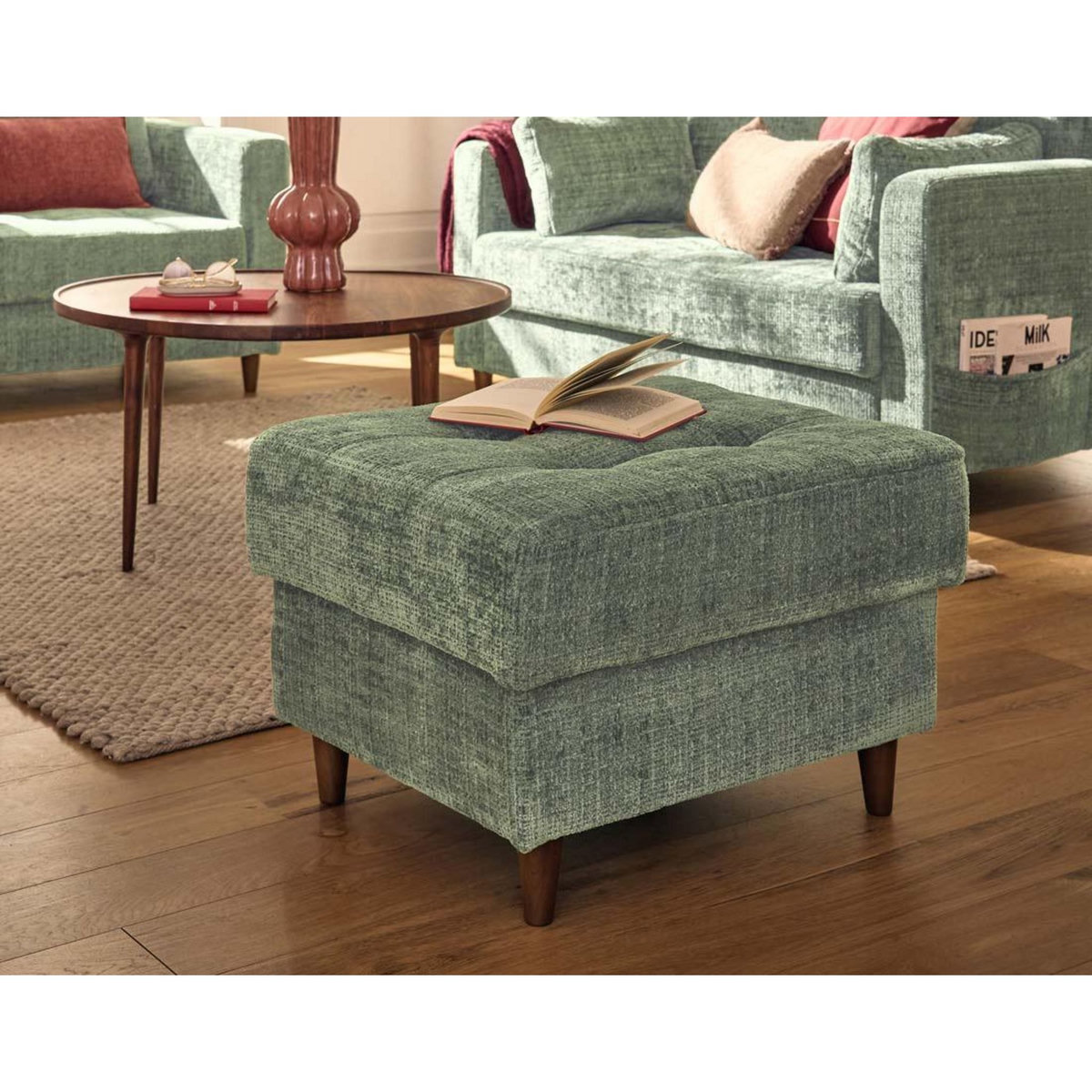 LISA DESIGN Anna - pouf en velours texturé - pieds en bois