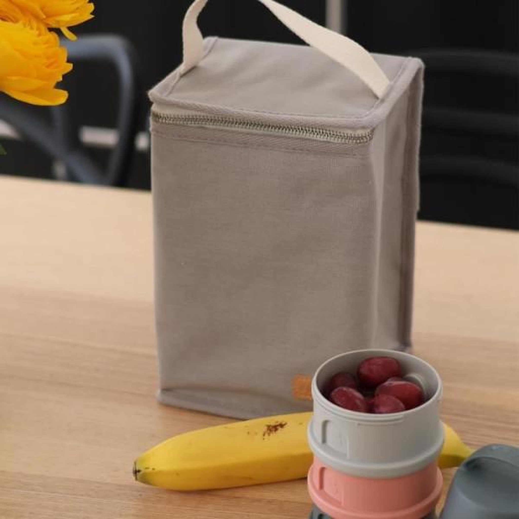 Voir la diapositive 6 : MARKET24 Beaba, pochette repas bébé, isotherme, gris perle
