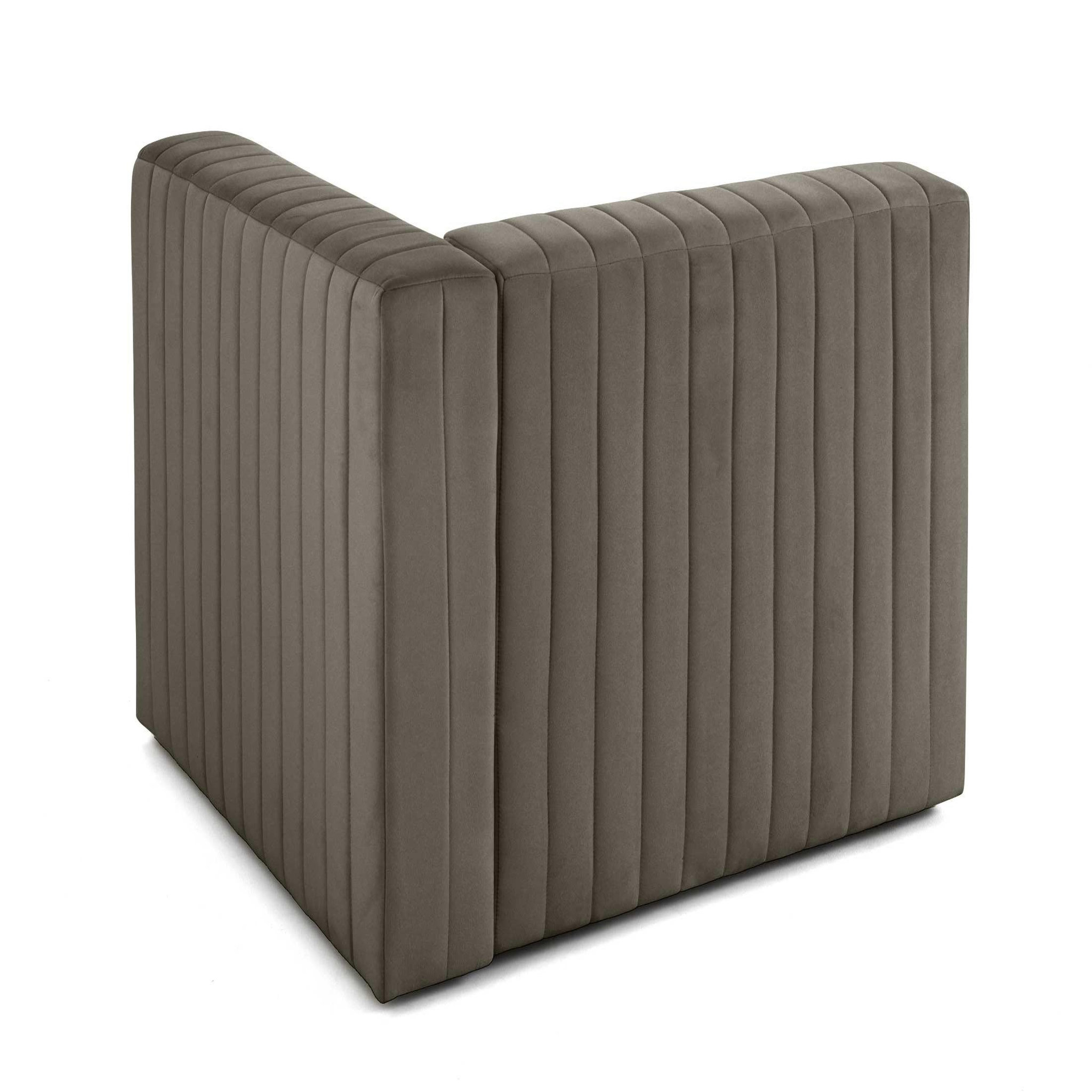 Voir la diapositive 4 : LISA DESIGN Nova - module d'assise droit - en velours