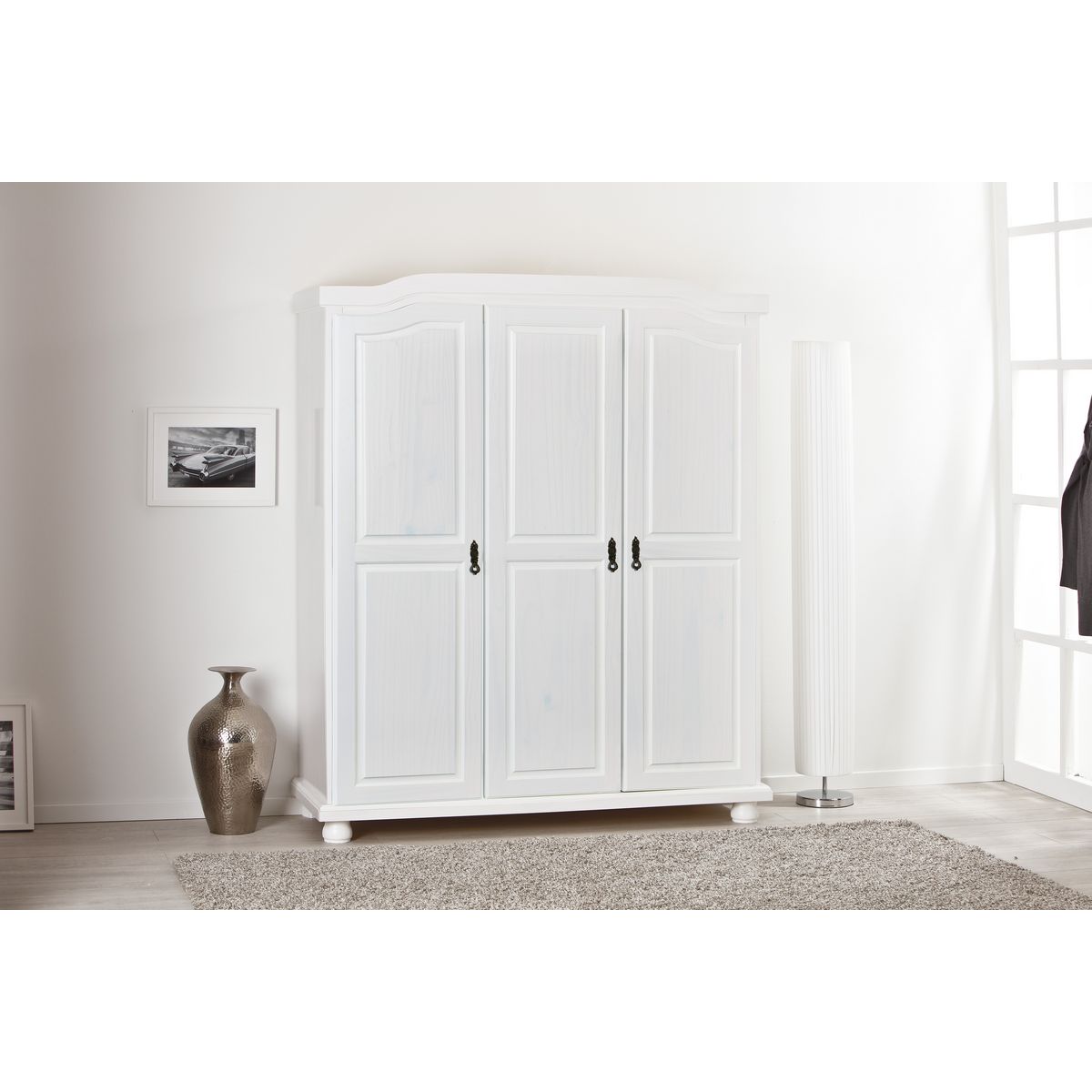 Armoire de chambre en bois massif 3 portes BASTIAN