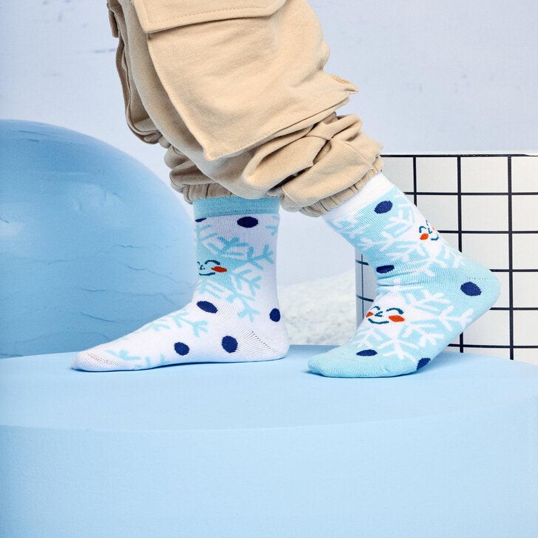 Voir la diapositive 2 : DEDOLES Chaussettes chaudes enfants flocons de neige joyeux