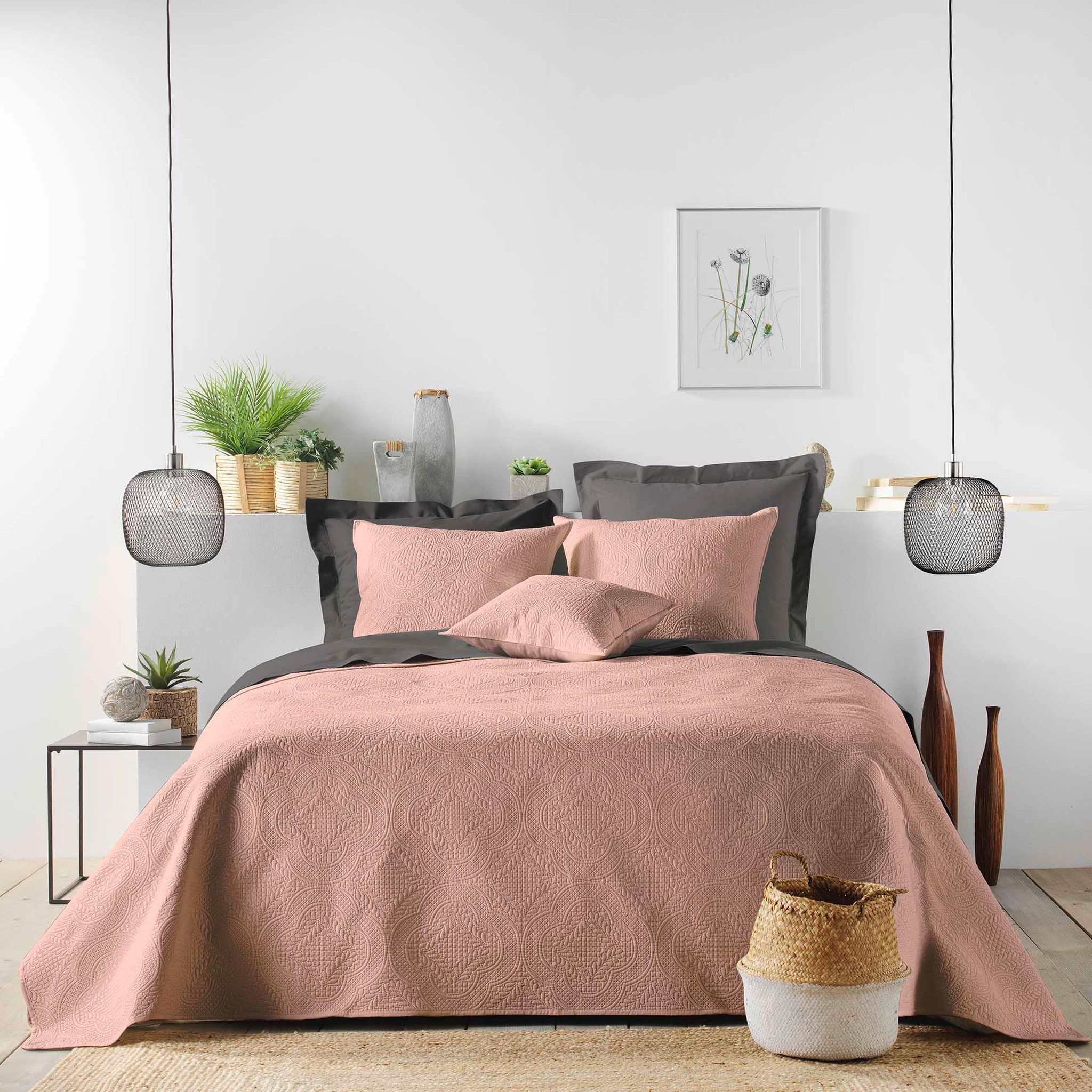 Eden Couvre lit matelasse romano rose