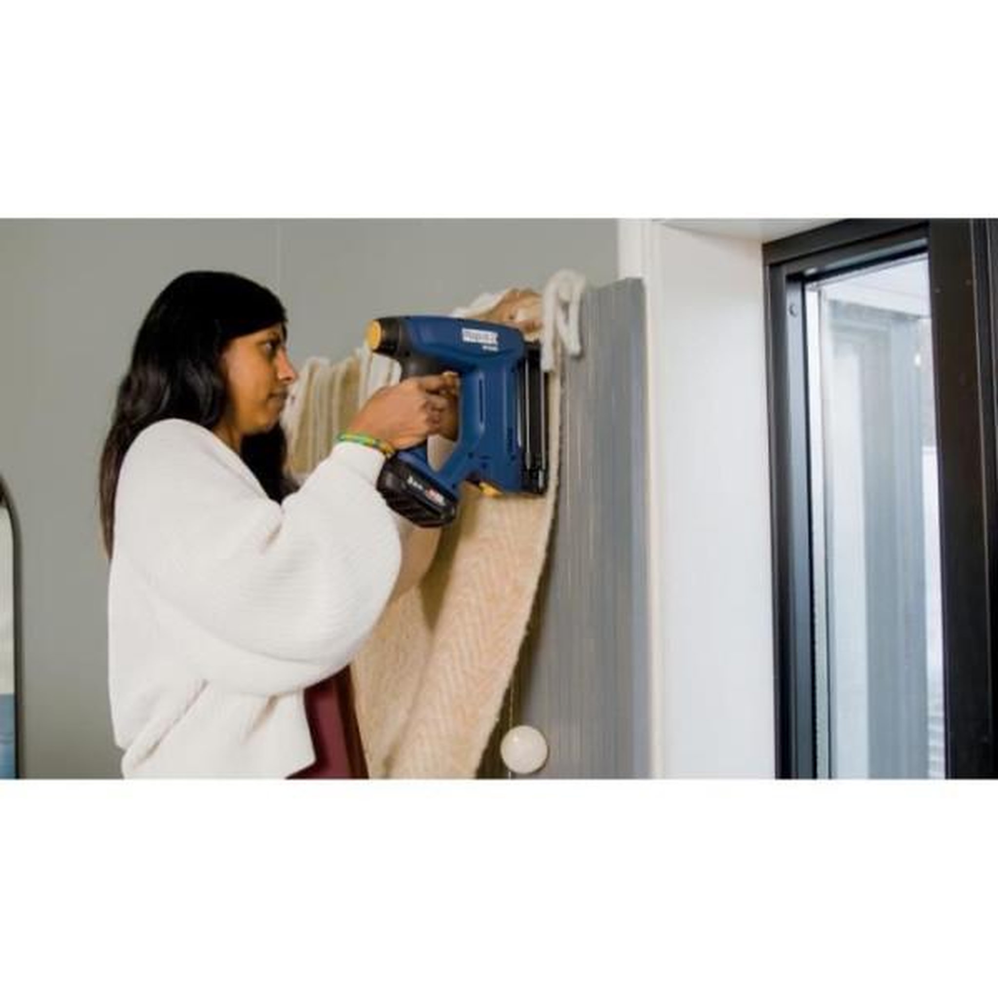 Voir la diapositive 5 : RAPID Agrafeuse-cloueuse électrique sans fil 18v - 5001509