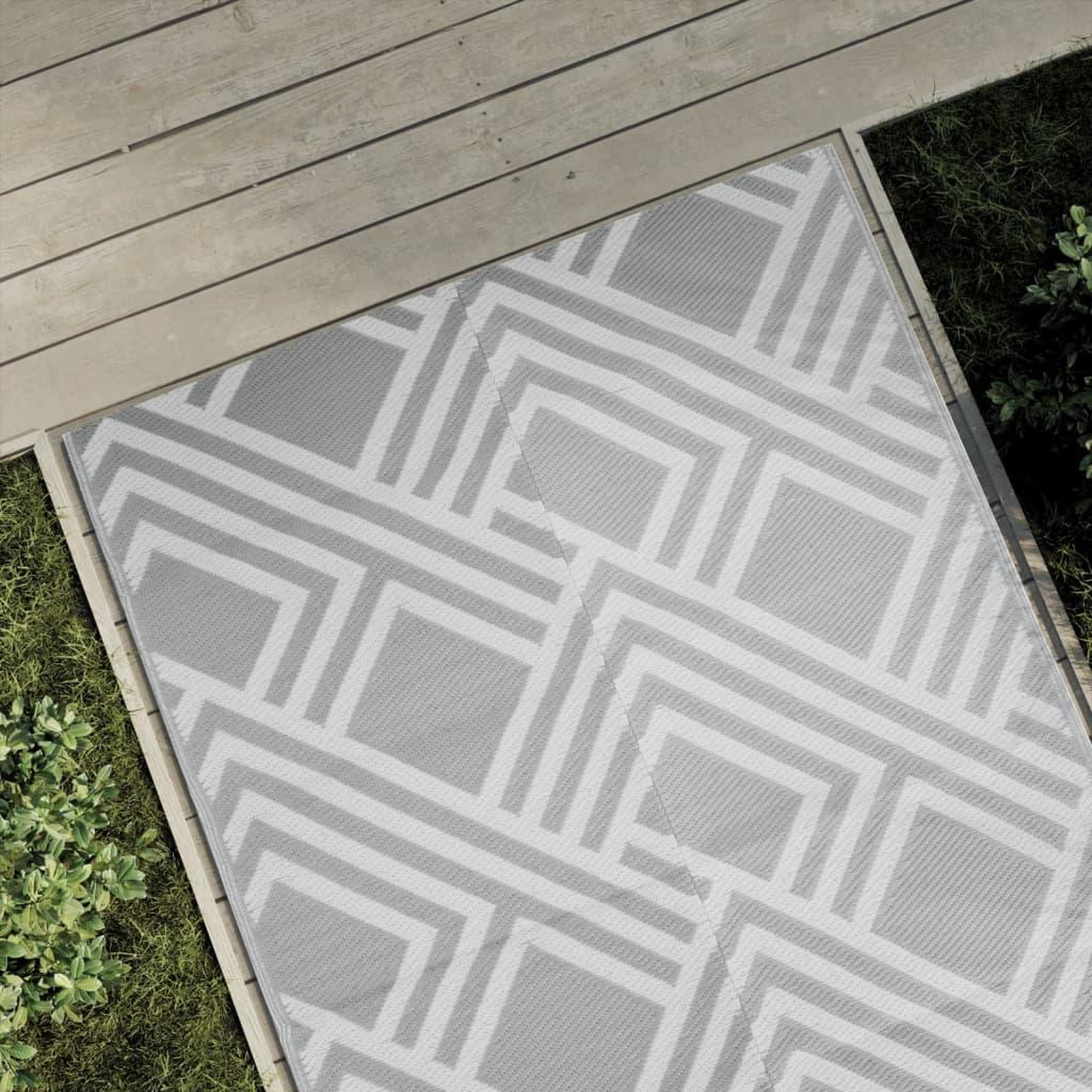 VIDAXL Tapis d'exterieur ARAKIL Gris 120x180 cm PP
