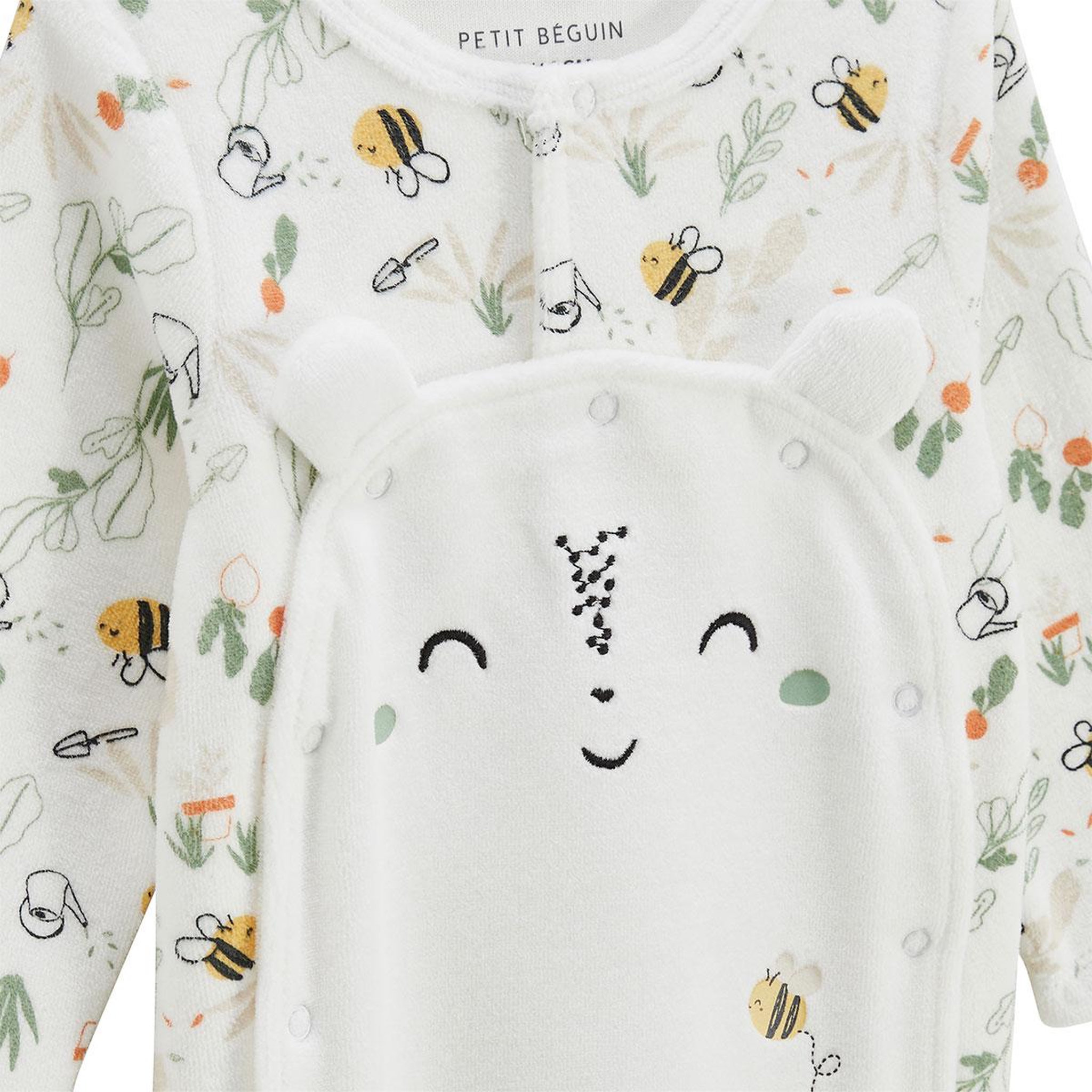 Voir la diapositive 3 : Petit Béguin Pyjama bébé en velours ouverture pont eden