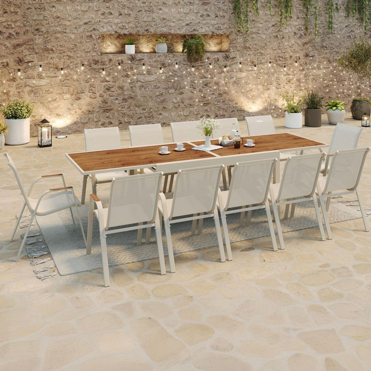 ID MARKET Salon de jardin NOUMEA table extensible 135/270 CM plateau verre trempé effet bois et 12 chaises empilables beige et bois