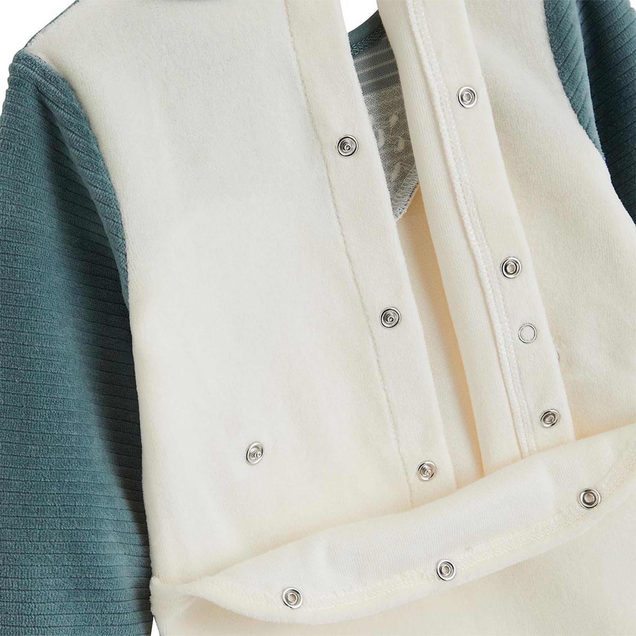 Voir la diapositive 3 : PETIT BEGUIN Lot de 2 pyjamas bébé en velours ginkgo