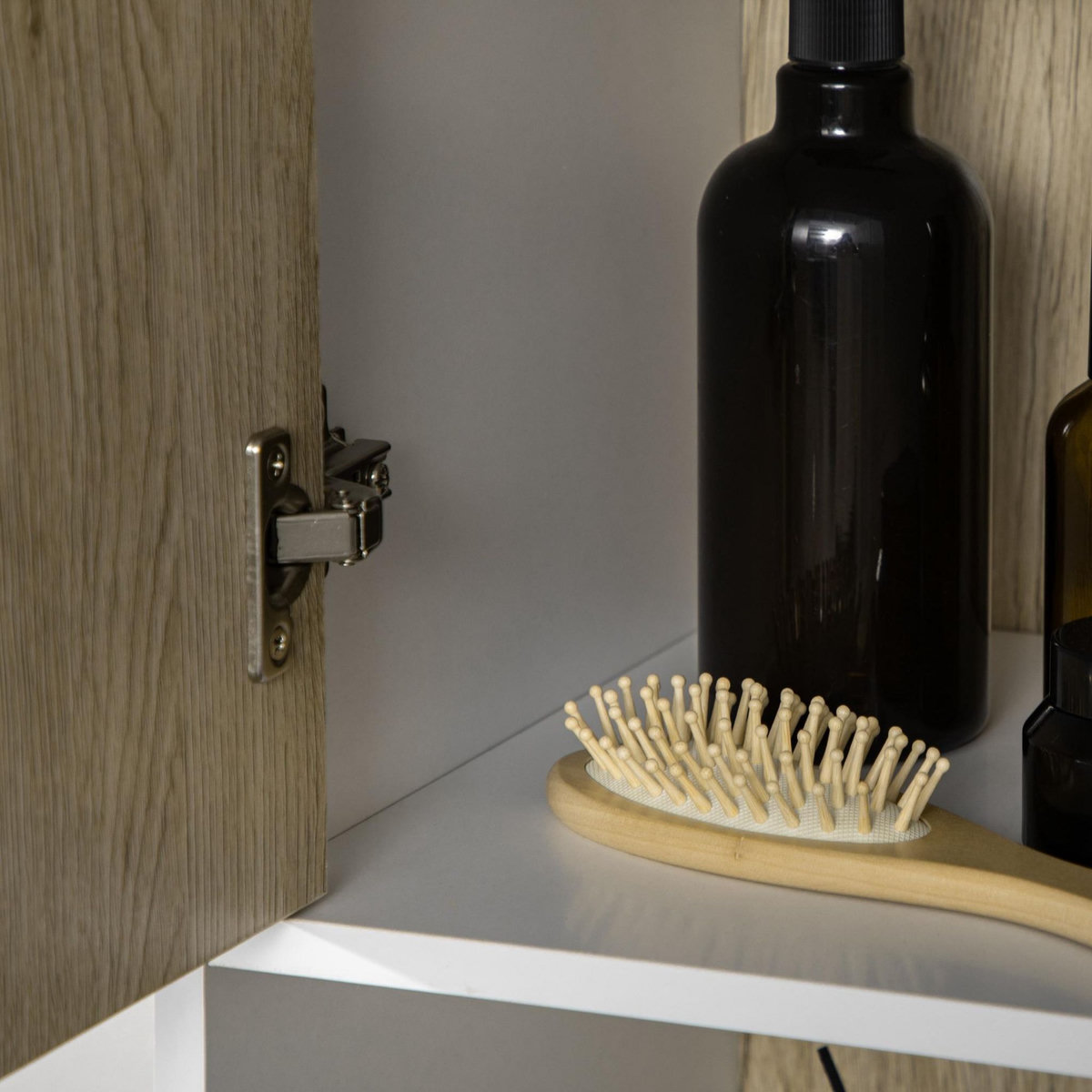 KLEANKIN Meuble colonne rangement salle de bain style cosy 2 niches 2 portes avec étagère piètement épingle acier noir blanc aspect chêne clair