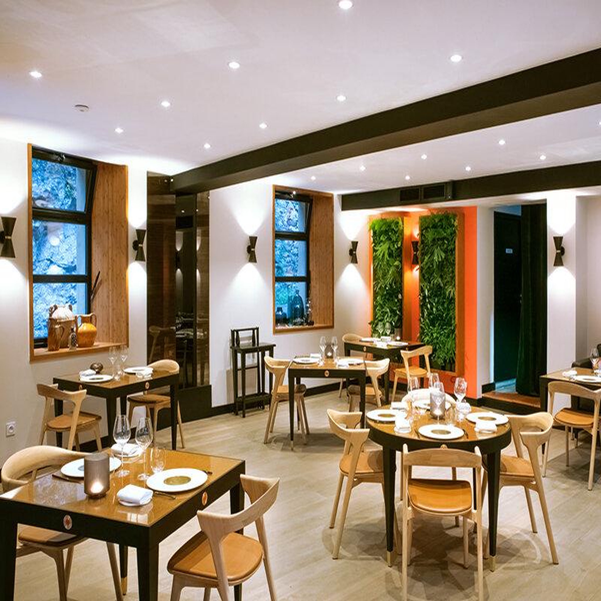 Voir la diapositive 4 : Smartbox Menu 5 plats avec vin dans un restaurant primé à lastours - coffret cadeau gastronomie