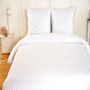 Voir la diapositive 2 : Home collection Parure housse de couette 100% satin de microfibre