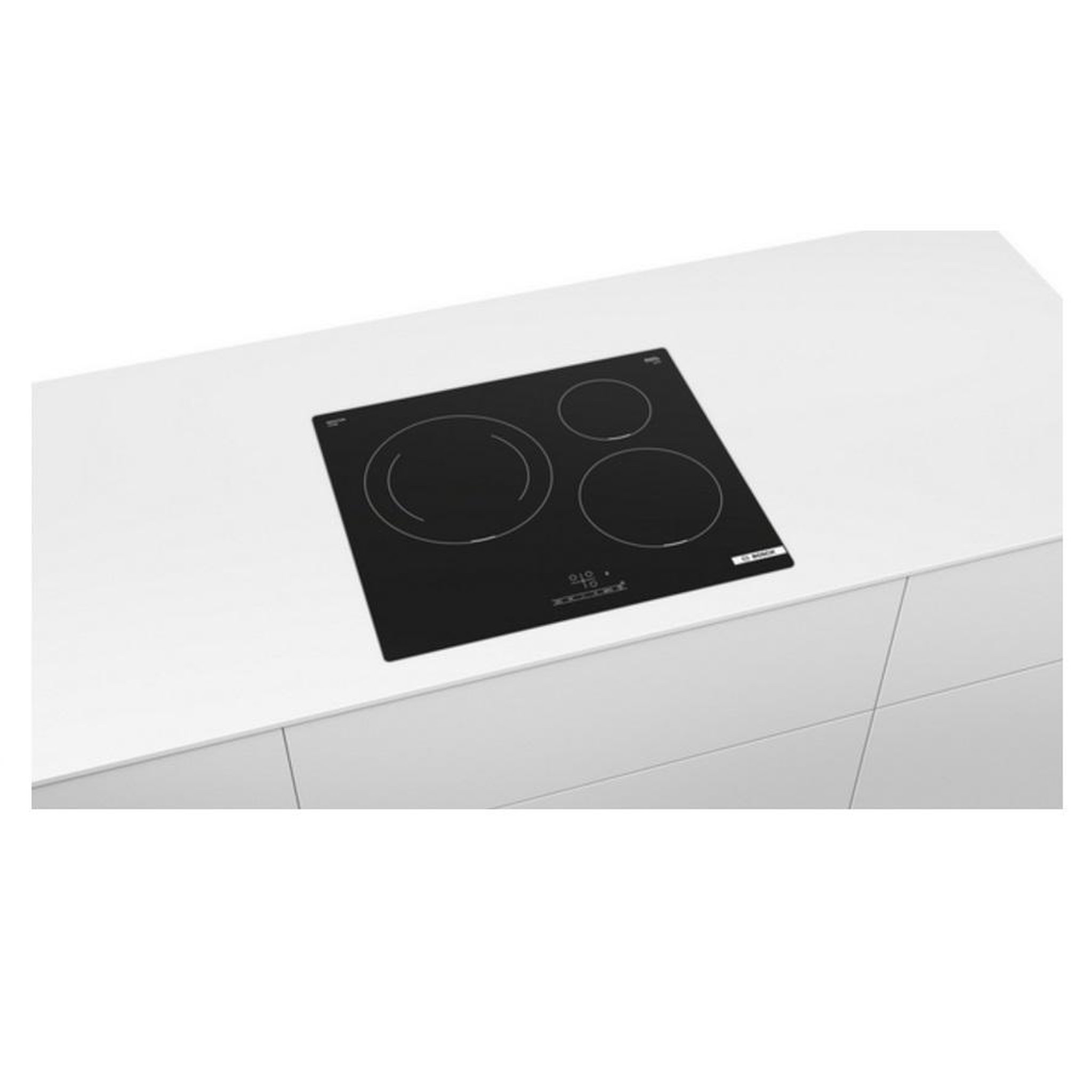 Voir la diapositive 3 : BOSCH Table de cuisson à induction 60cm 3 feux noir - PIJ611BB5E