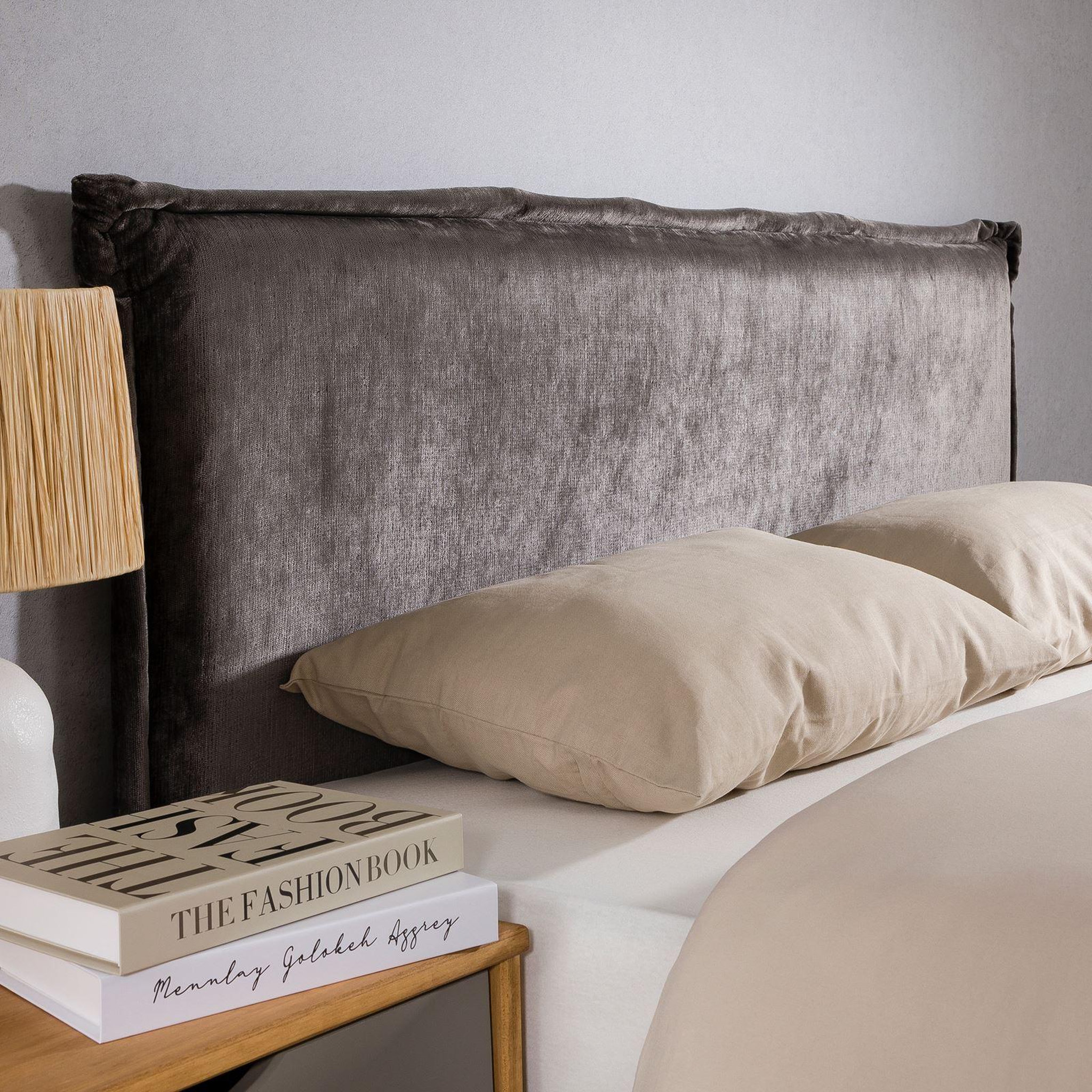 Voir la diapositive 6 : IDIMEX Tête de lit ovio 160 sur pieds, en tissu