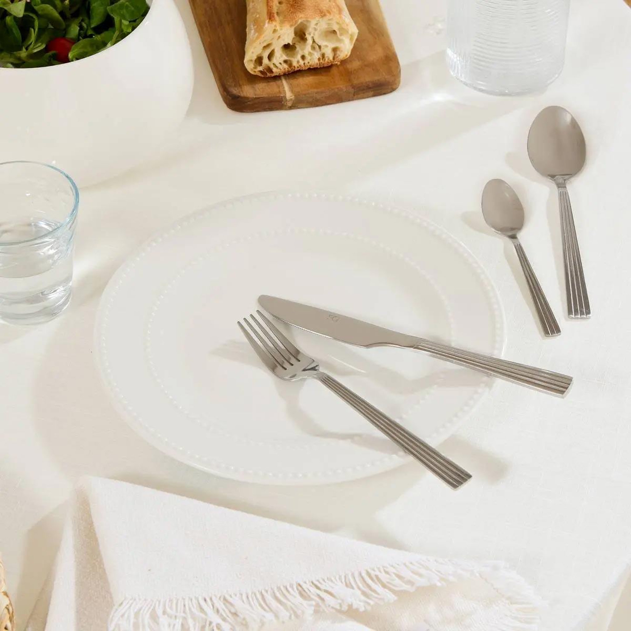 Voir la diapositive 2 : SECRET DE GOURMET Ménagère 24 pièces en inox  alice  22cm argent