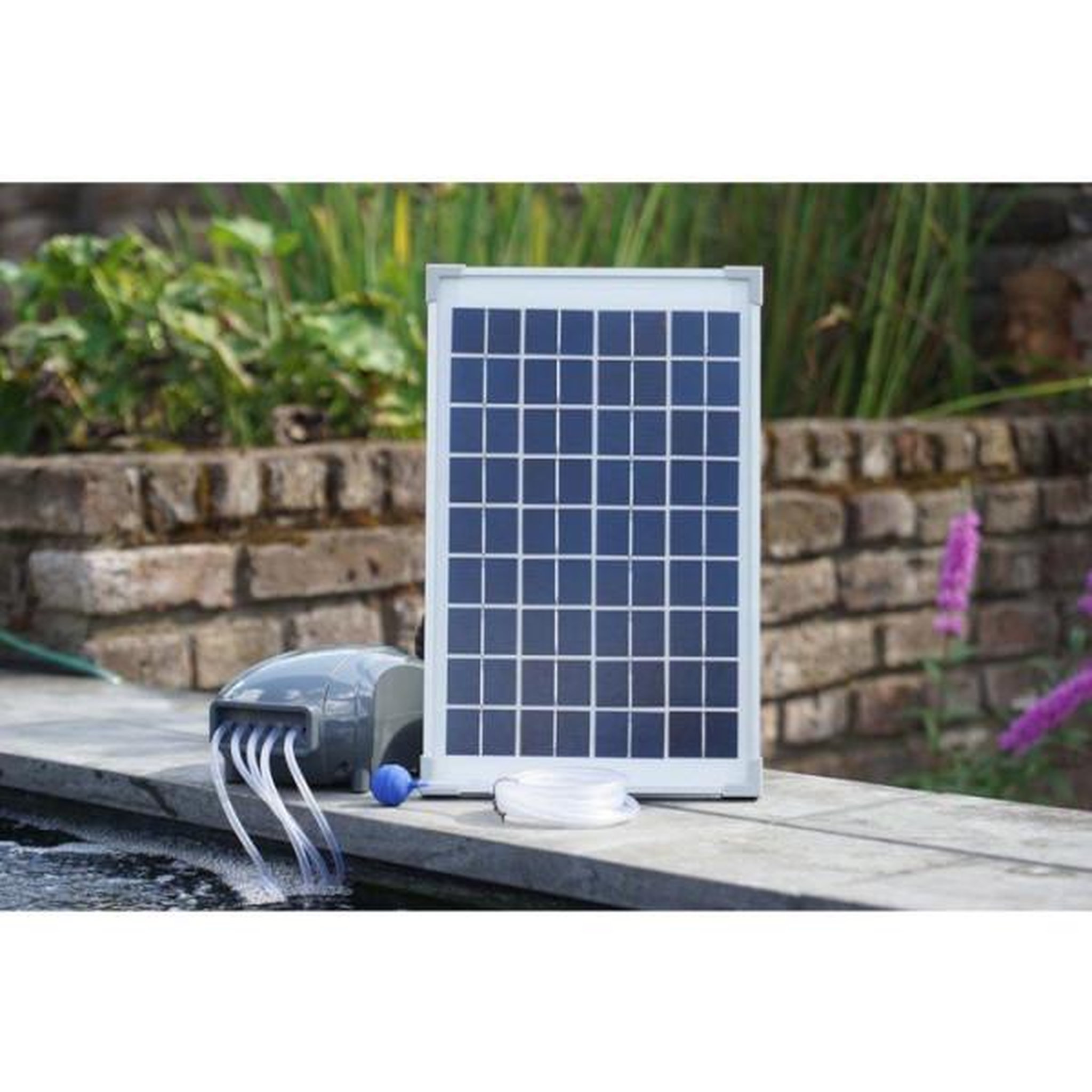 Voir la diapositive 2 : Ubbink Pompe a air - UBBINK - AirSolar 600 - Débit 600 l/h - 5 diffuseurs - Panneau solaire 12Vr
