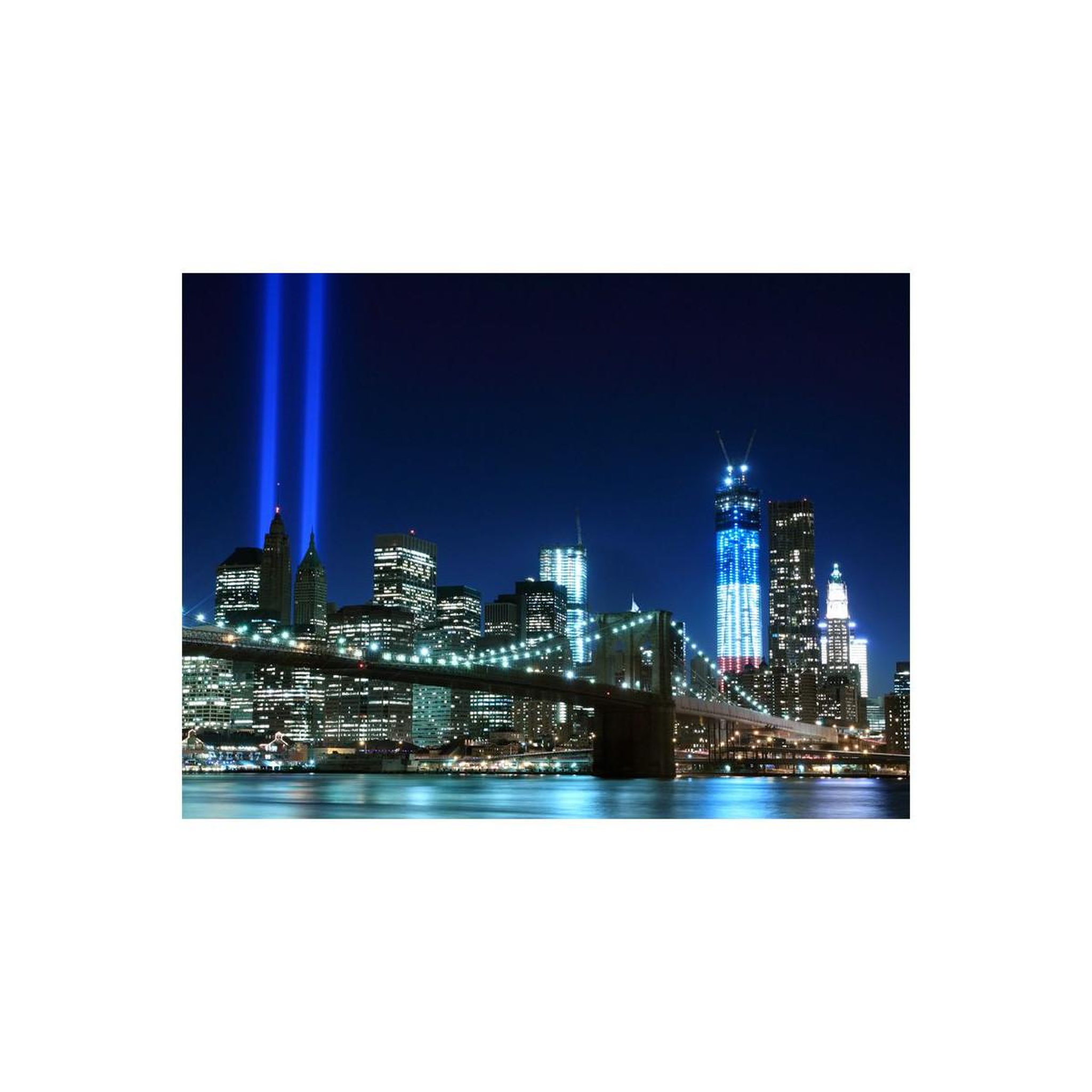 Voir la diapositive 2 : Paris Prix Papier Peint  Floodlights Over NYC