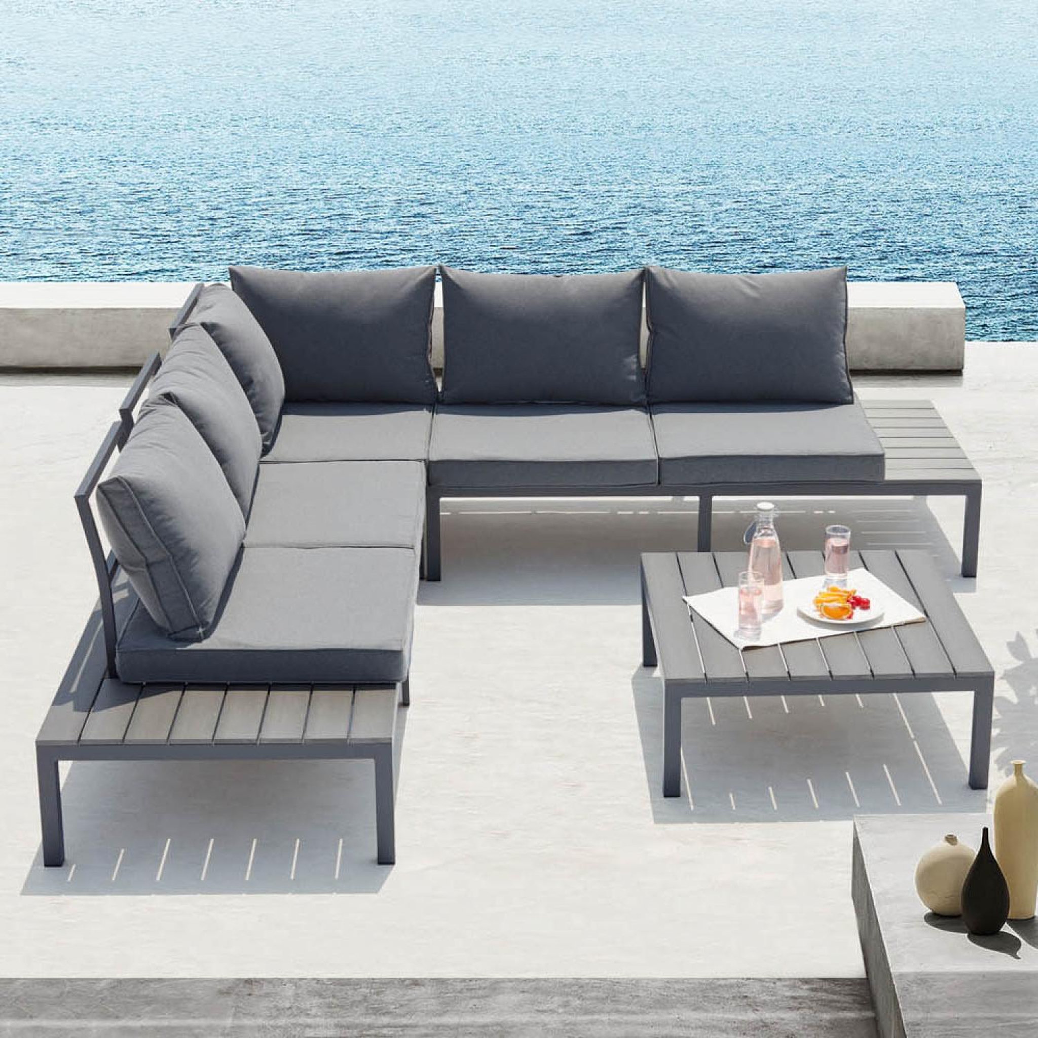 Voir la diapositive 2 : CONCEPT USINE Salon de jardin bas 5 places en aluminium gris foncé fira