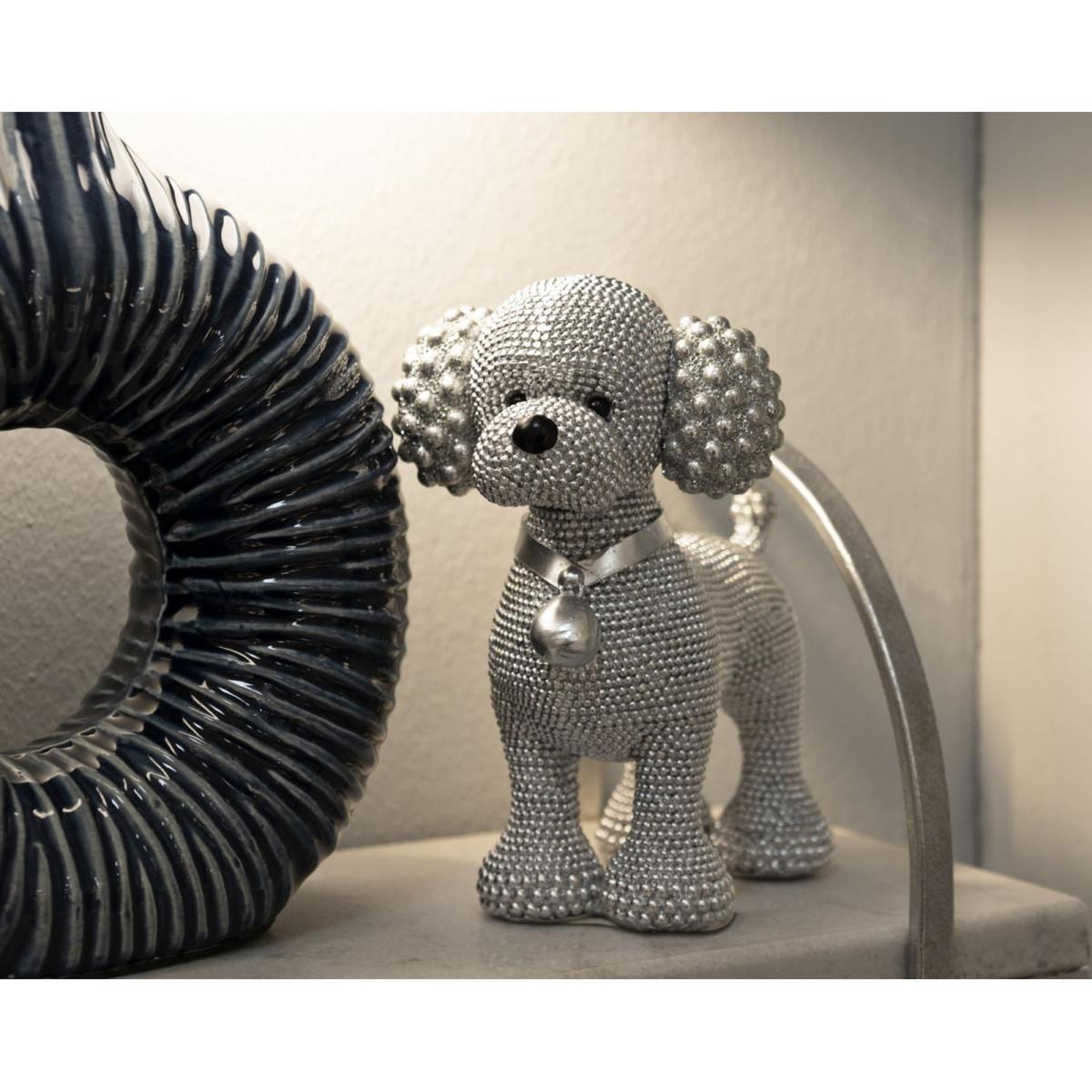 Voir la diapositive 5 : Paris Prix Statuette déco caniche debout  sparky  15cm argent