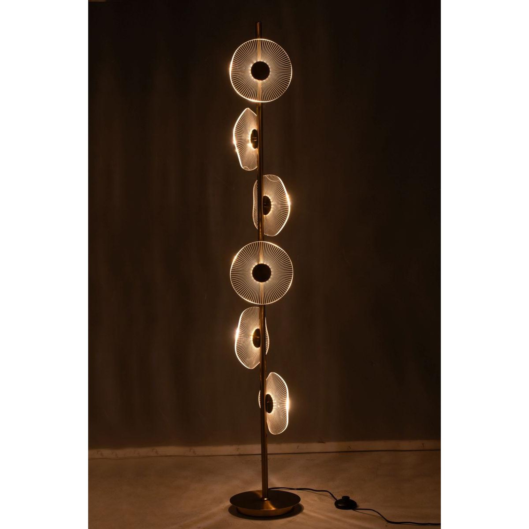 Voir la diapositive 4 : J-LINE Lampadaire fleur à led en métal  lela  150cm or