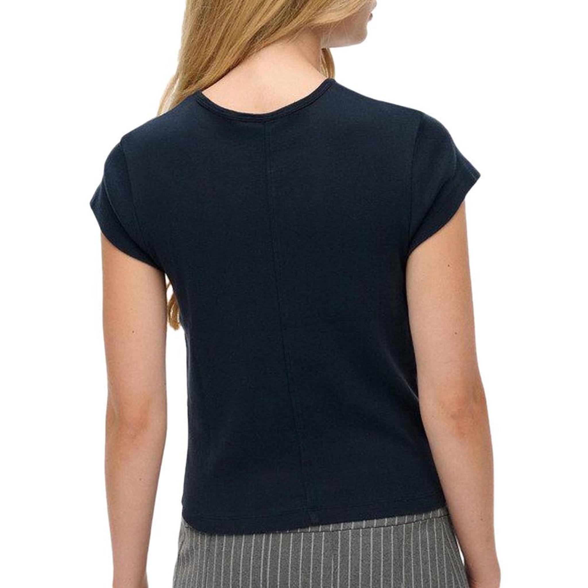 Voir la diapositive 2 : SUPERDRY T shirt  Femme Superdry Athletic Essential